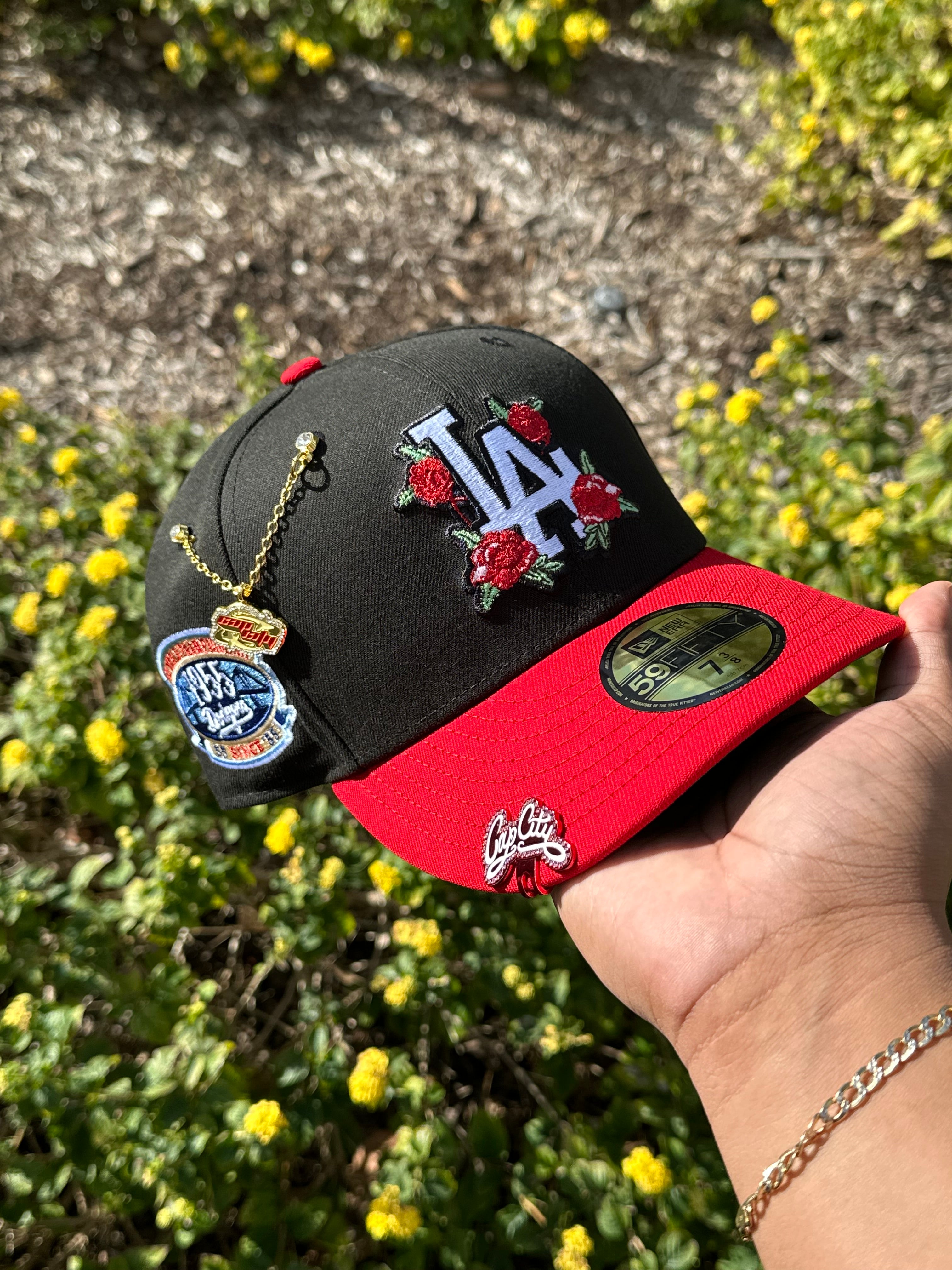 NEW ERA EXCLUSIVE 59FIFTY BLACK/RED LOS ANGELES DODGERS W/ ROSES + 1ST WORLD CHAMPIONSHIP SIDE PATCH