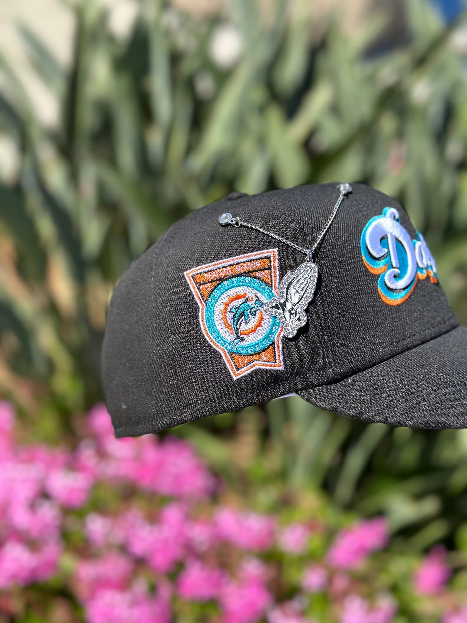 NEW ERA EXCLUSIVE 59FIFTY BLACK MIAMI DOLPHINS SCRIPT W/ 30TH ANNIVERSARY SIDE PATCH