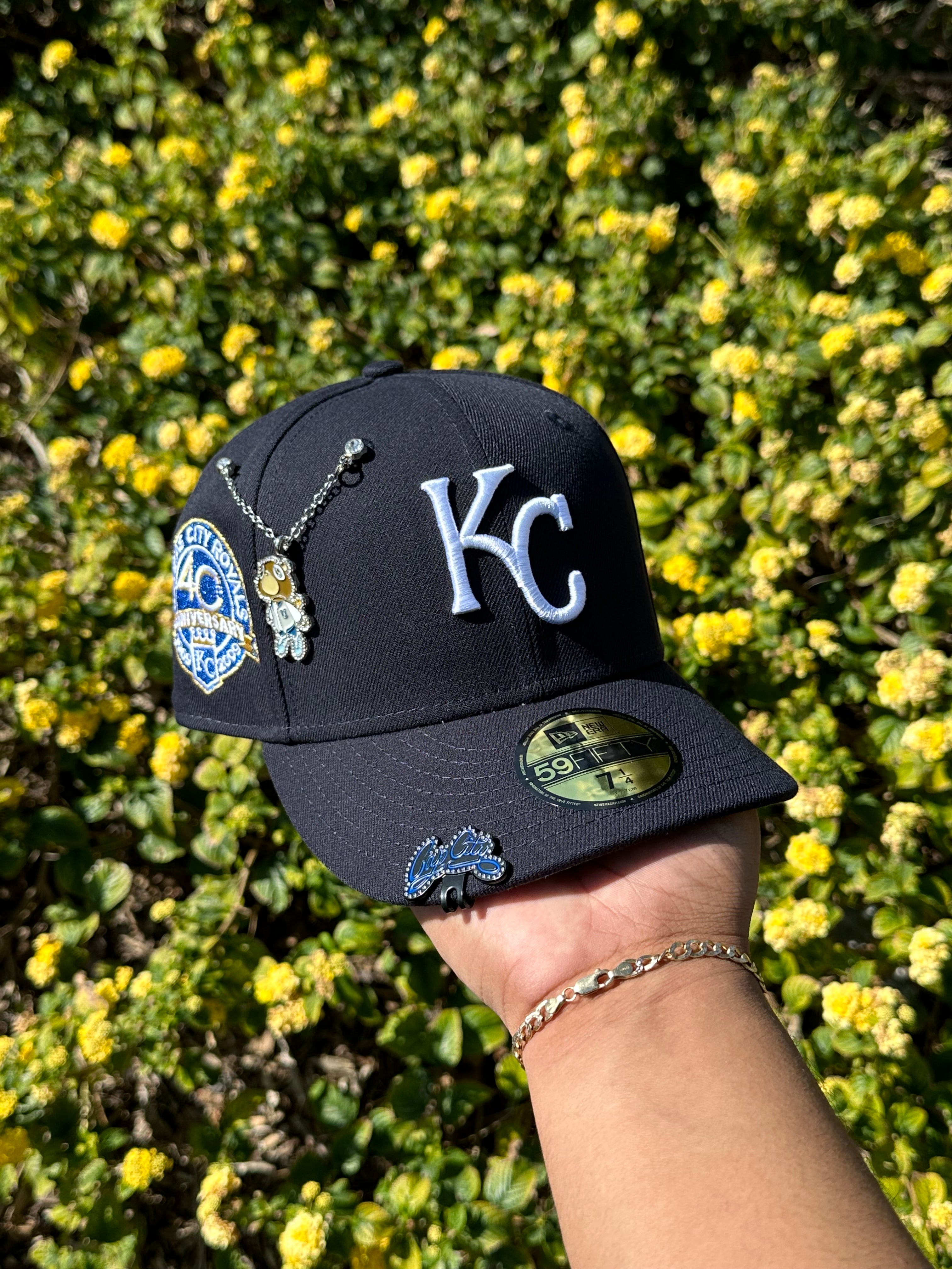 NEW ERA EXCLUSIVE 59FIFTY NAVY BLUE KANSAS CITY ROYALS W/ 40TH ANNIVERSARY SIDE PATCH