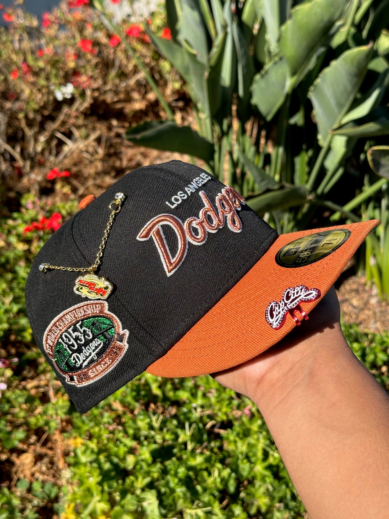NEW ERA EXCLUSIVE 59FIFTY BLACK/RUST LOS ANGELES DODGERS SCRIPT W/ 1ST WORLD SERIES SIDE PATCH