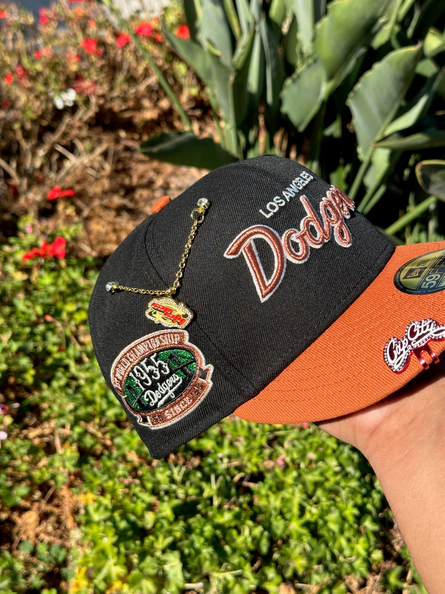 NEW ERA EXCLUSIVE 59FIFTY BLACK/RUST LOS ANGELES DODGERS SCRIPT W/ 1ST WORLD SERIES SIDE PATCH