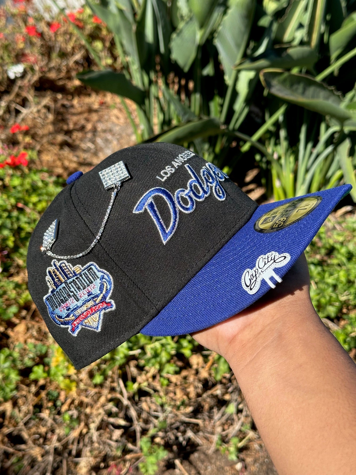 NEW ERA EXCLUSIVE 59FIFTY BLACK/BLUE LOS ANGELES DODGERS SCRIPT W/ 40TH ANNIVERSARY SIDE PATCH
