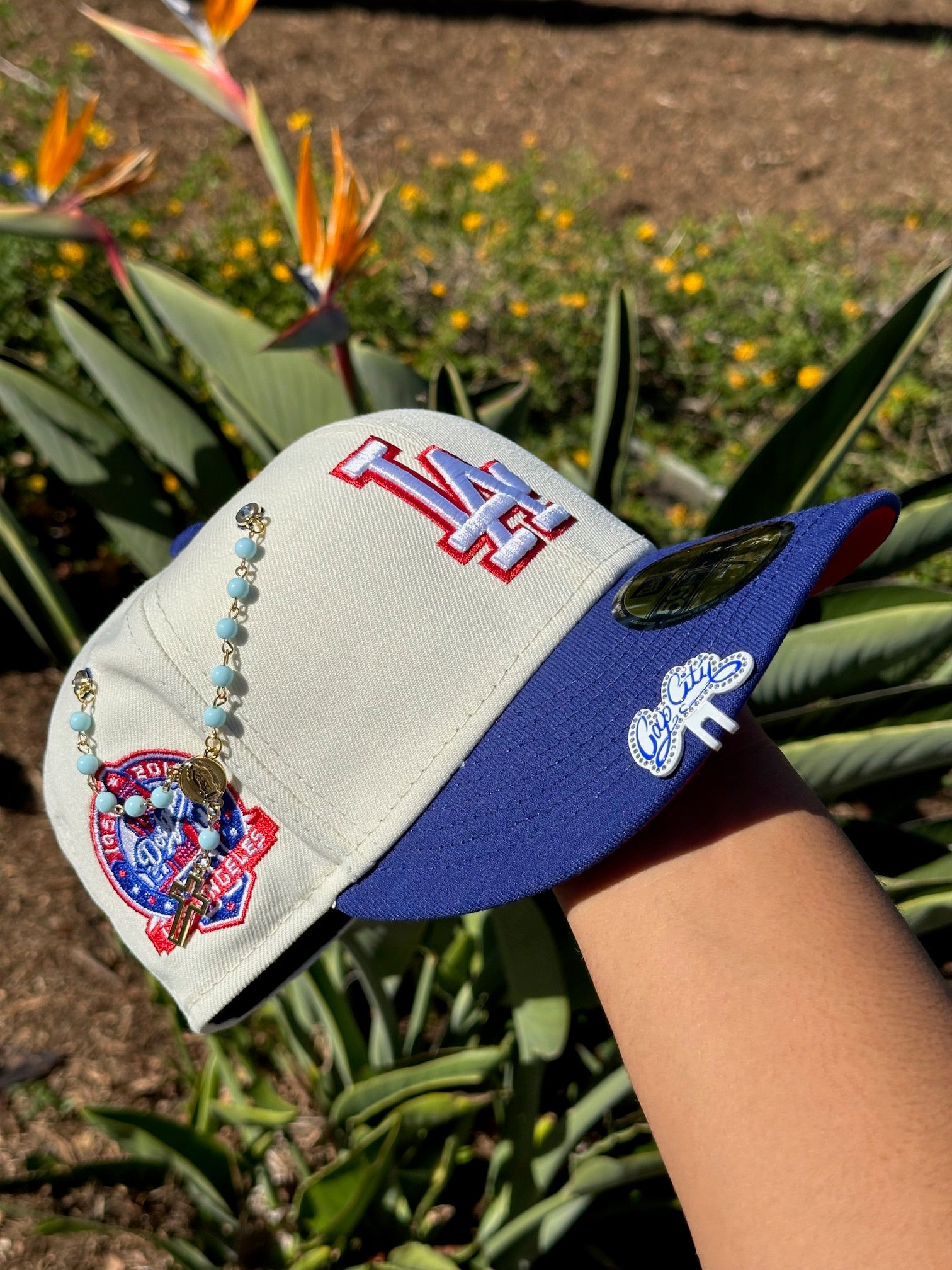 NEW ERA EXCLUSIVE 59FIFTY CHROME WHITE/BLUE LOS ANGELES DODGERS W/ 60TH ANNIVERSARY SIDE PATCH