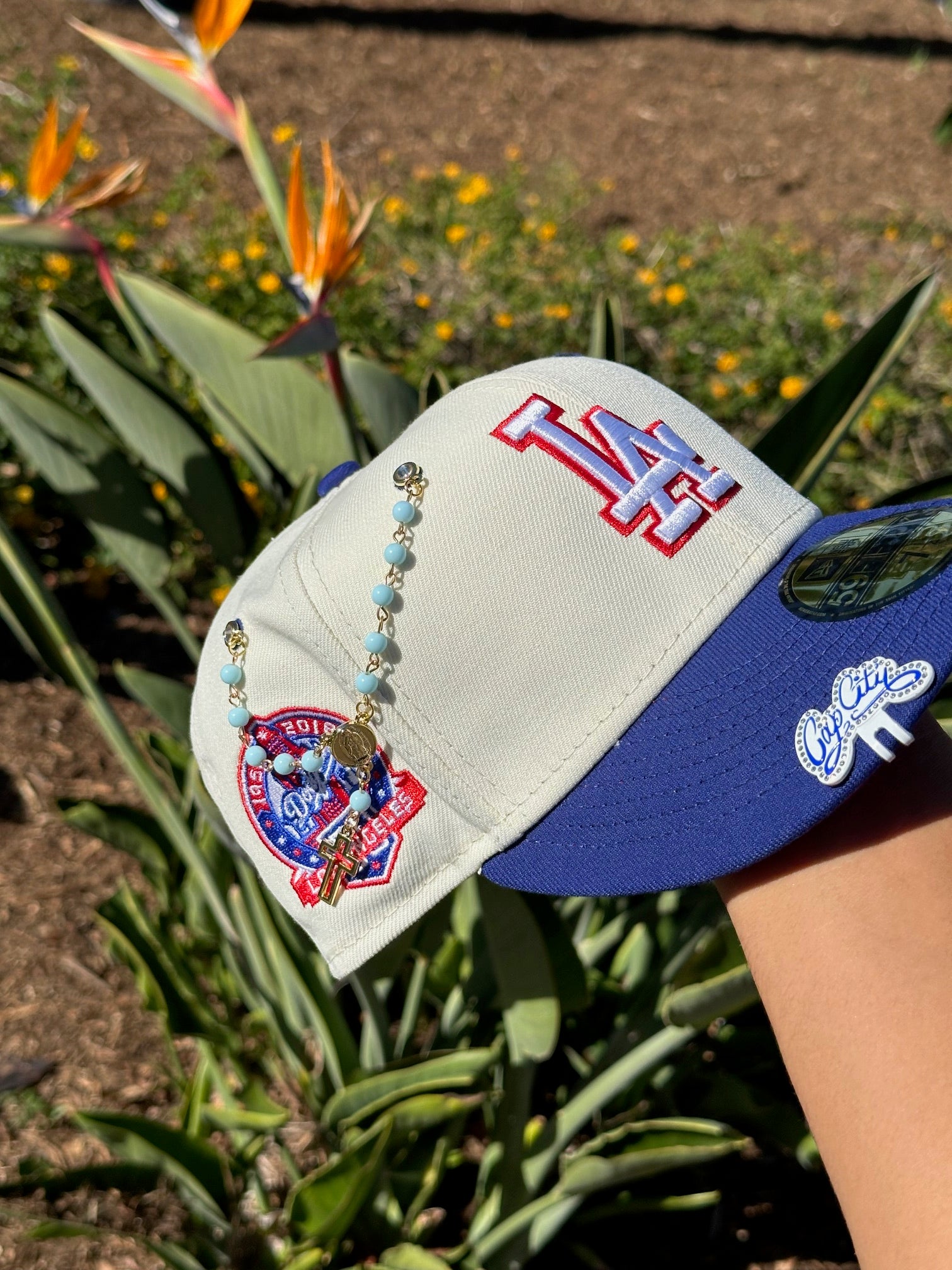 NEW ERA EXCLUSIVE 59FIFTY CHROME WHITE/BLUE LOS ANGELES DODGERS W/ 60TH ANNIVERSARY SIDE PATCH