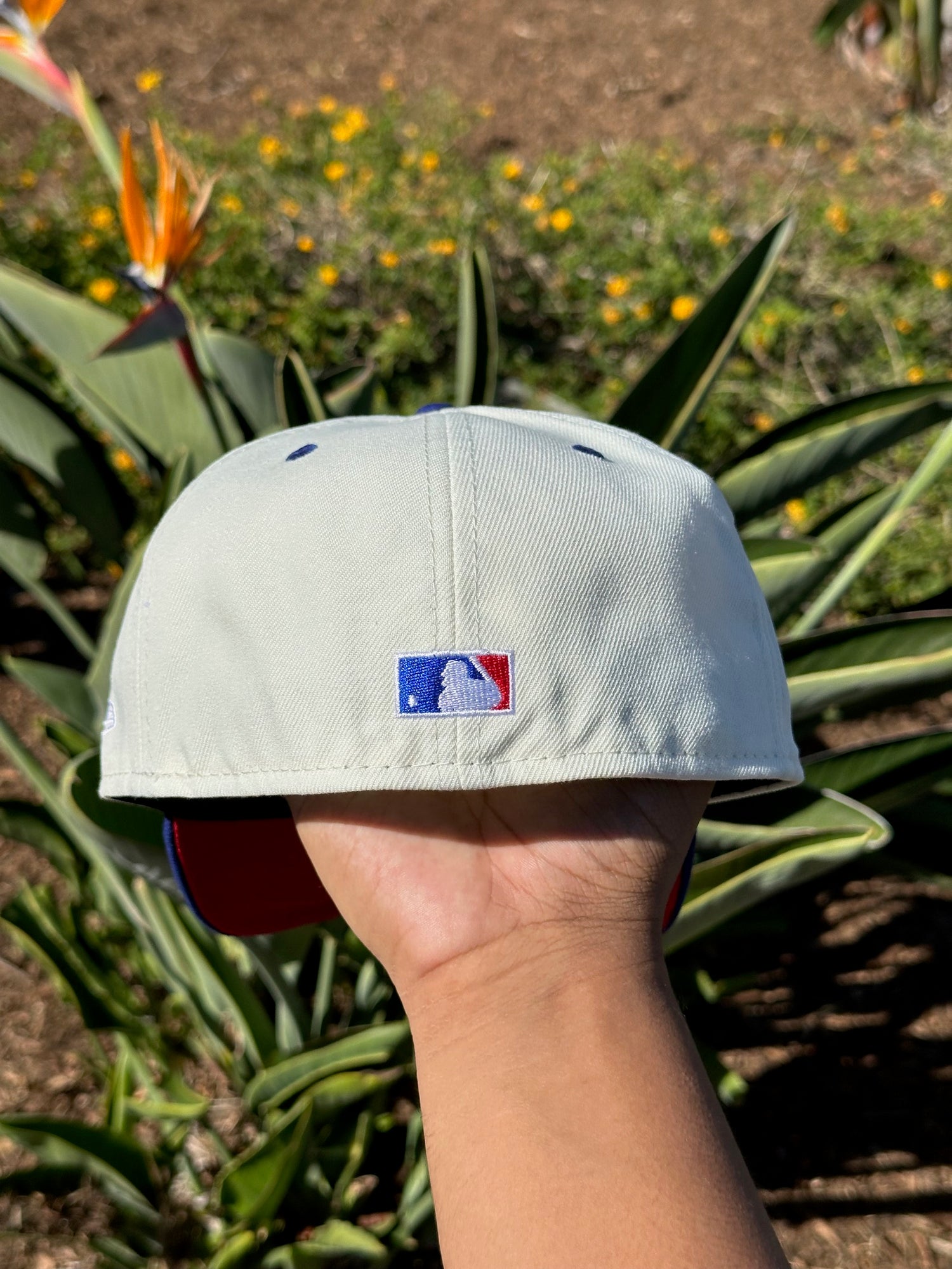NEW ERA EXCLUSIVE 59FIFTY CHROME WHITE/BLUE LOS ANGELES DODGERS W/ 60TH ANNIVERSARY SIDE PATCH