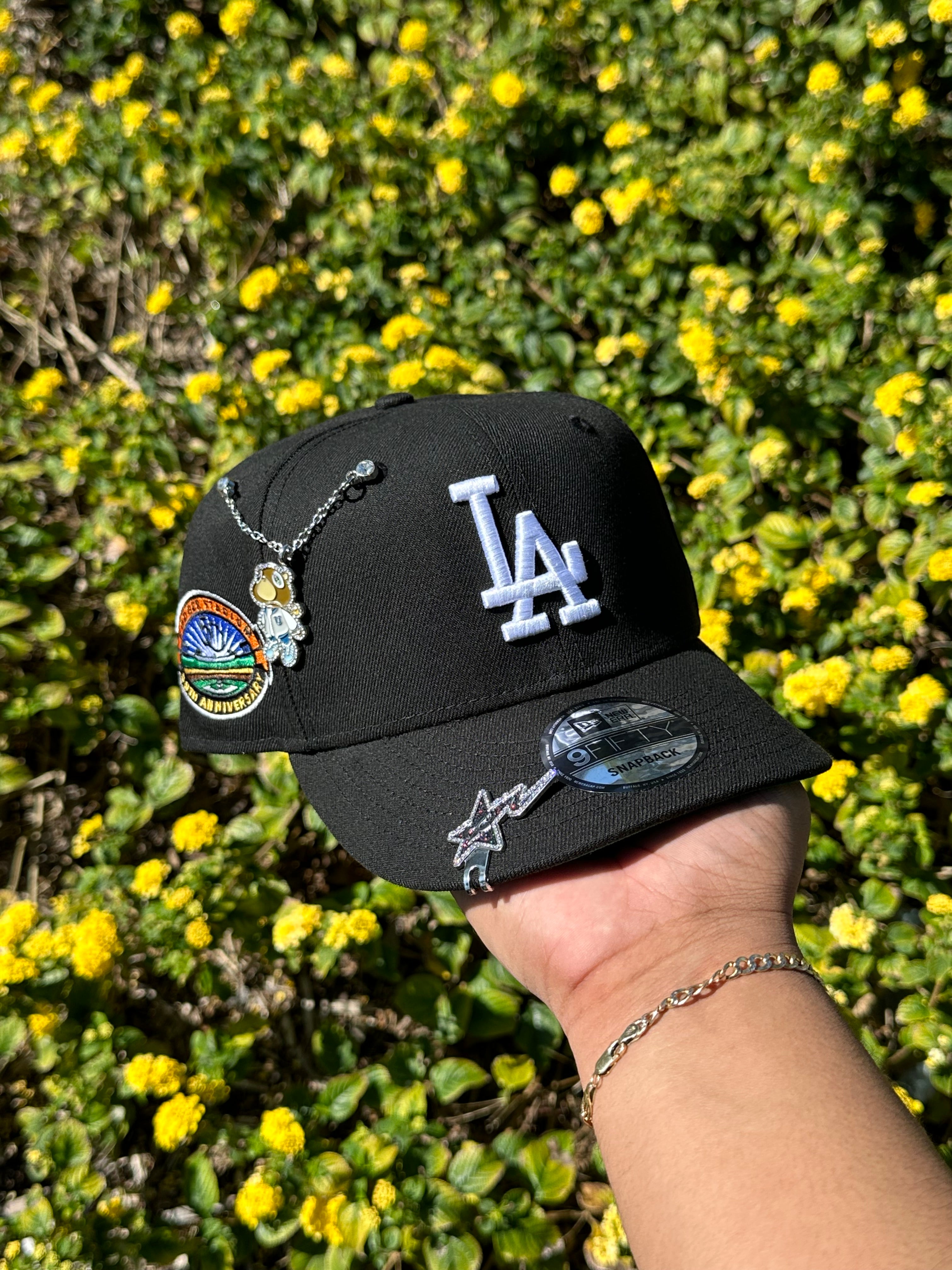 NEW ERA EXCLUSIVE 9FIFTY BLACK LOS ANGELES DODGERS SNAPBACK W/ 50TH ANNIVERSARY PATCH
