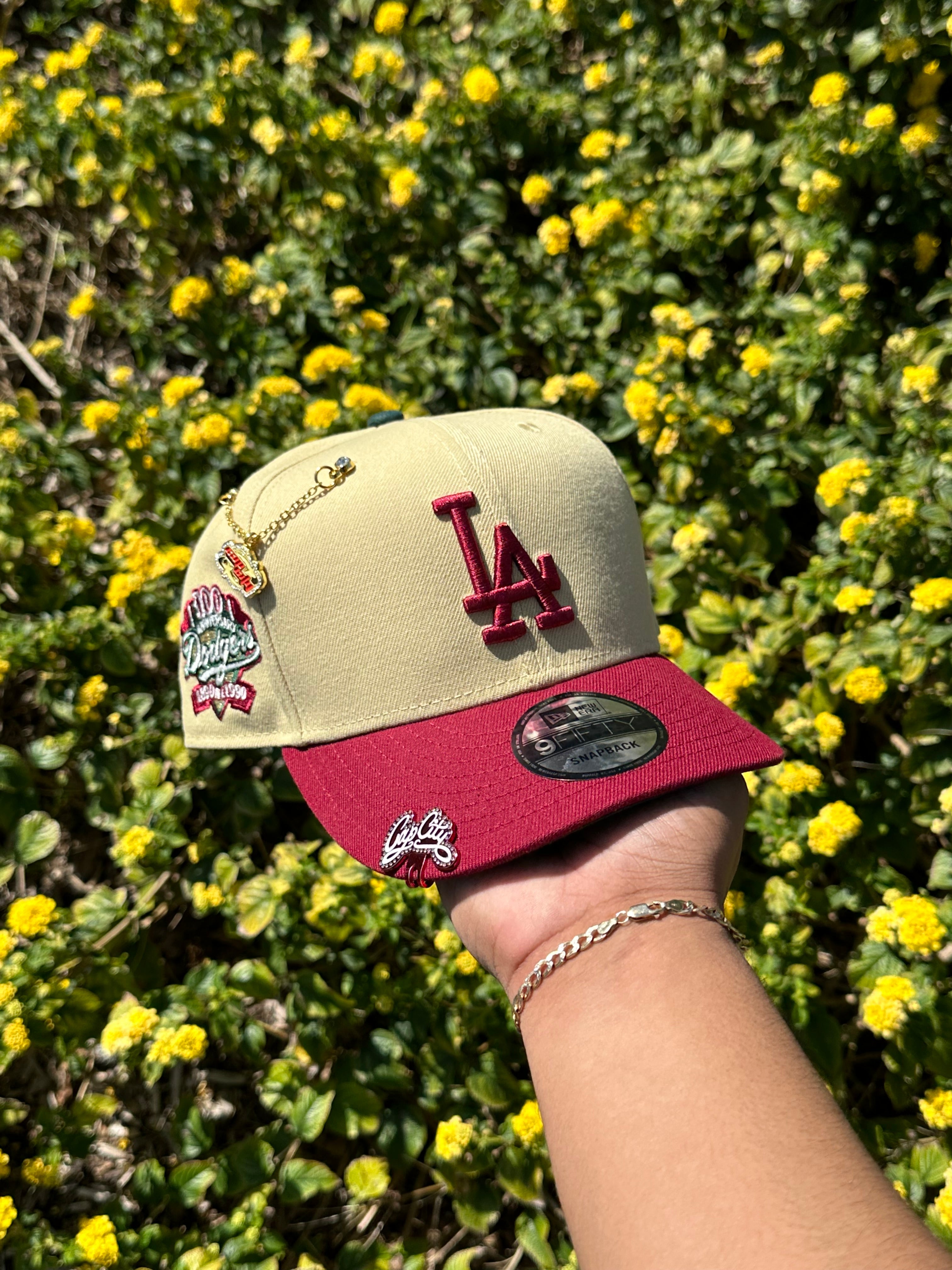 NEW ERA EXCLUSIVE 9FIFTY VEGAS GOLD LOS ANGELES DODGERS SNAPBACK W/ 100TH ANNIVERSARY PATCH