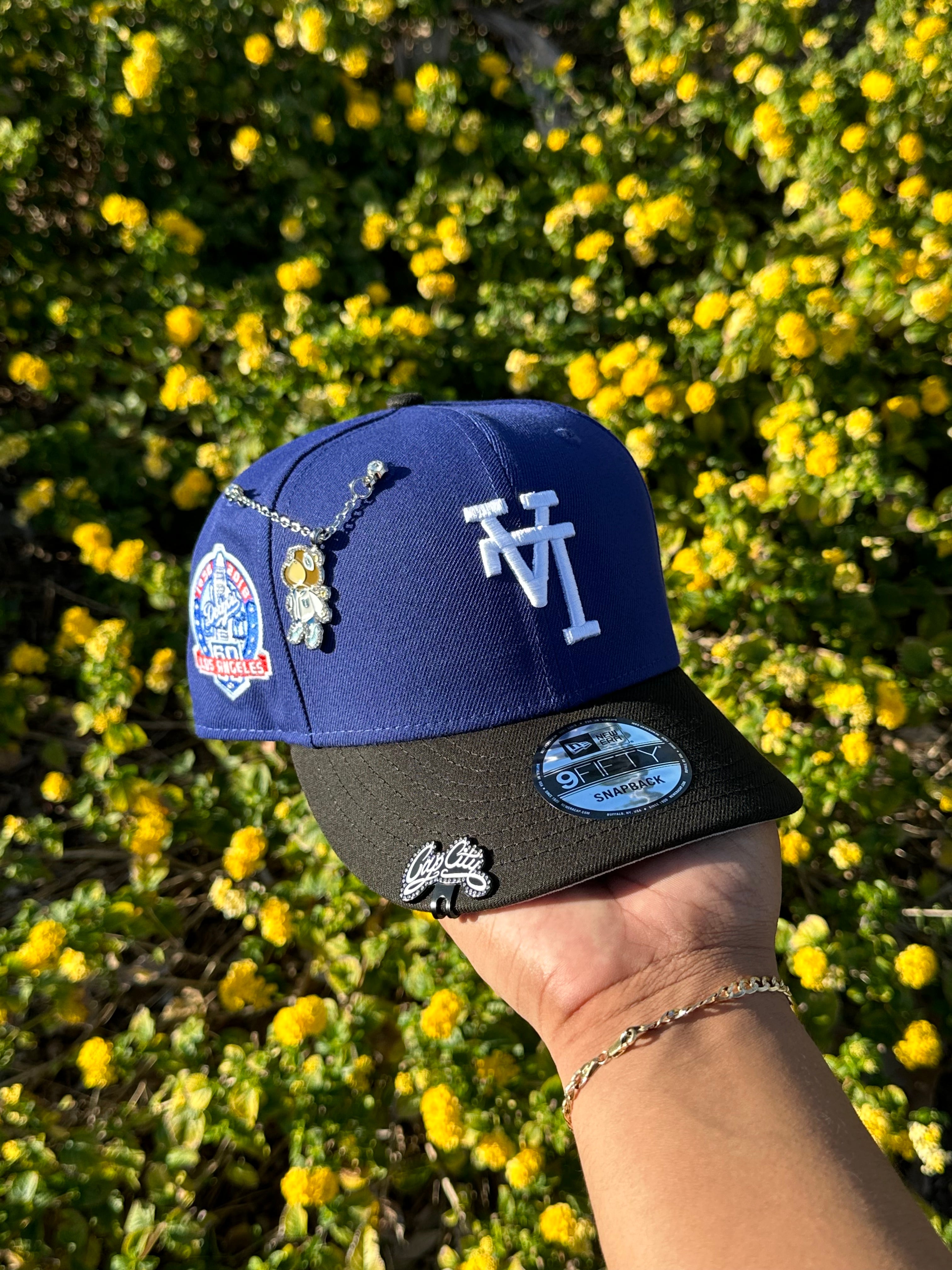 NEW ERA EXCLUSIVE 9FIFTY BLUE/BLACK UPSIDE DOWN LOS ANGELES DODGERS SNAPBACK W/ 60TH ANNIVERSARY PATCH
