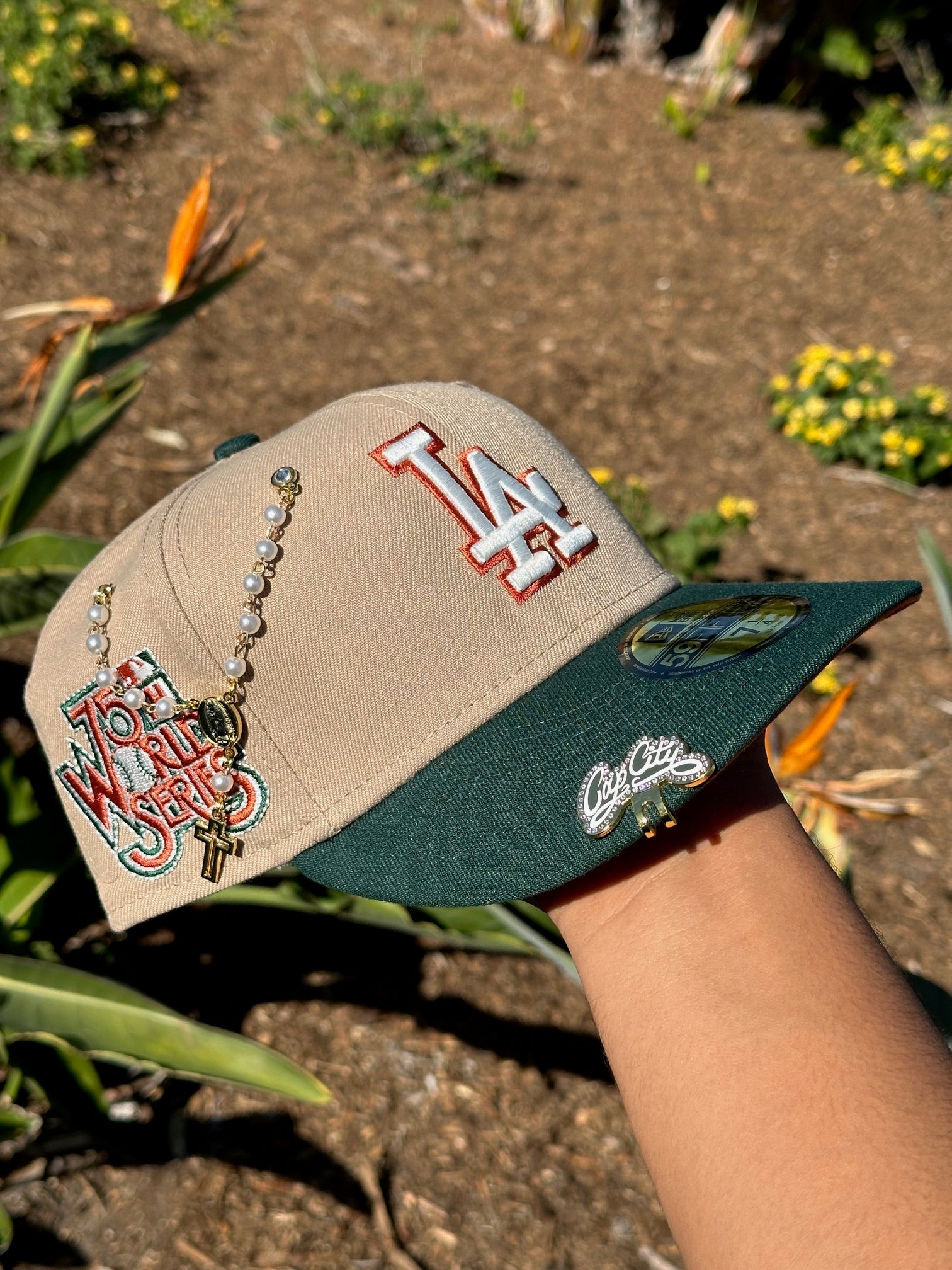 NEW ERA EXCLUSIVE 59FIFTY CAMEL BROWN/FOREST GREEN LOS ANGELES DODGERS W/ 75TH WORLD SERIES SIDE PATCH
