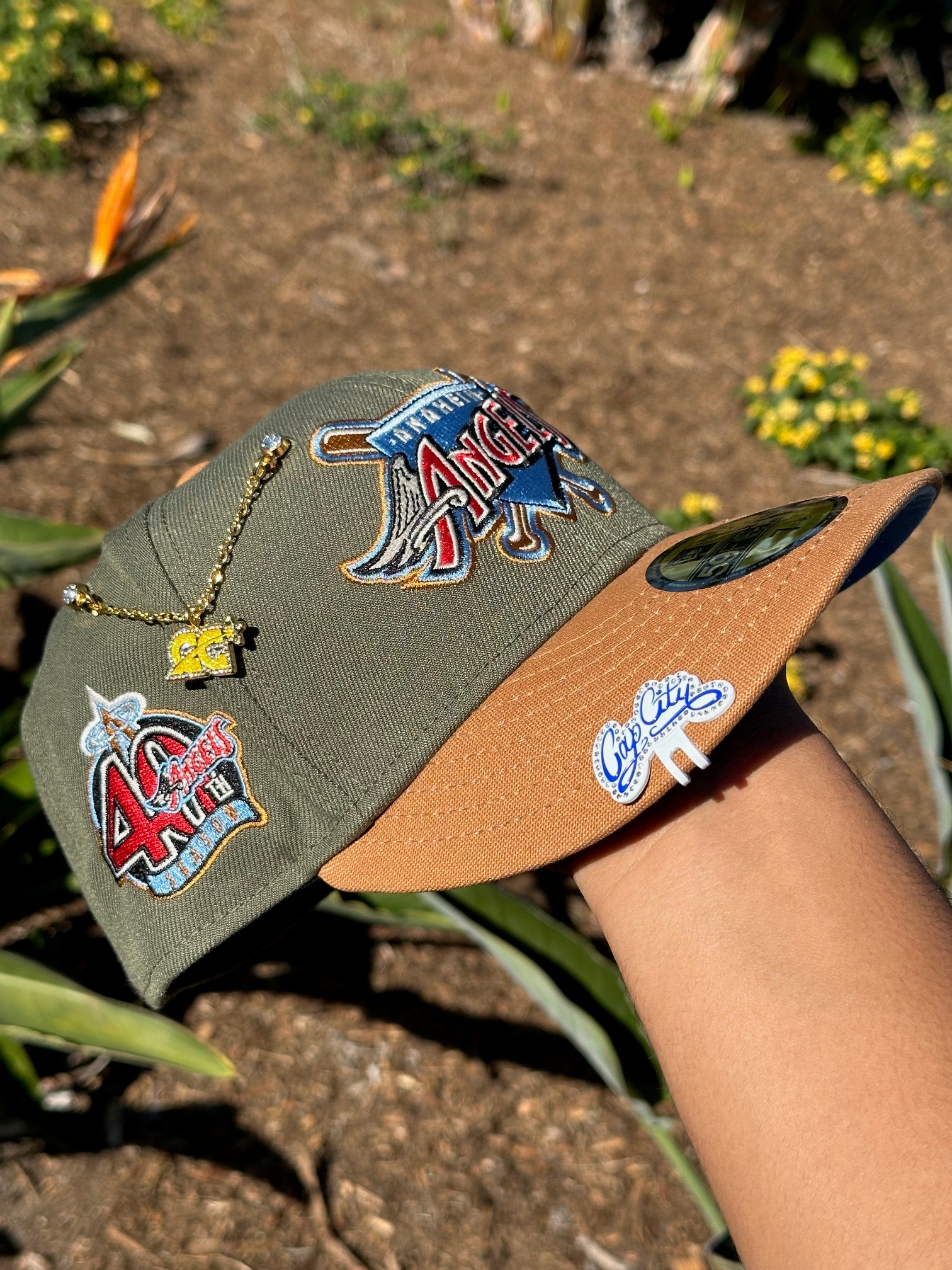 NEW ERA 59FIFTY OLIVE/KHAKI ANAHEIM ANGELS W/ 40TH ANNIVERSARY SIDE PATCH