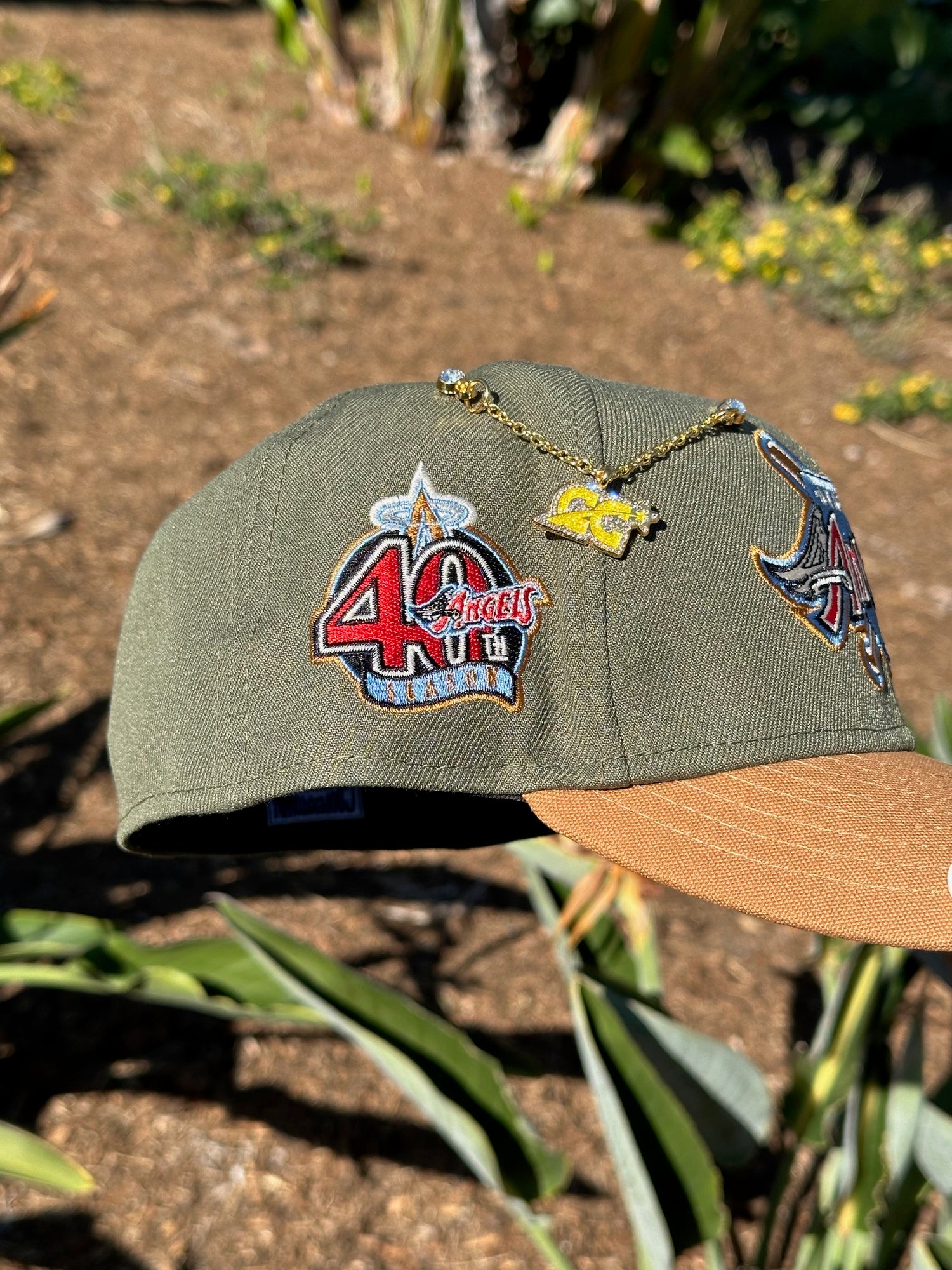 NEW ERA 59FIFTY OLIVE/KHAKI ANAHEIM ANGELS W/ 40TH ANNIVERSARY SIDE PATCH