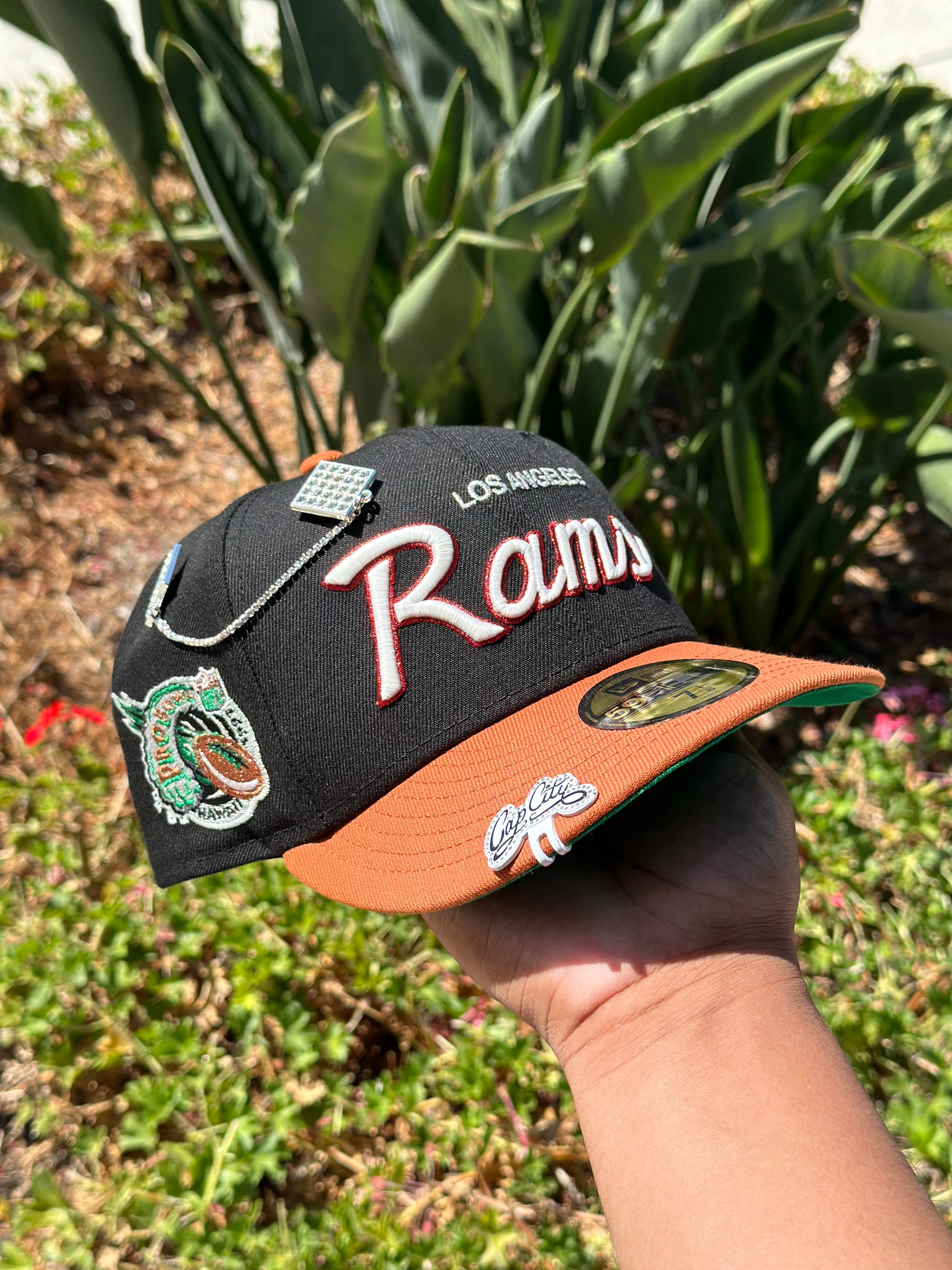 NEW ERA EXCLUSIVE 59FIFTY BLACK/RUST LOS ANGELES RAMS SCRIPT W/ NFL LO