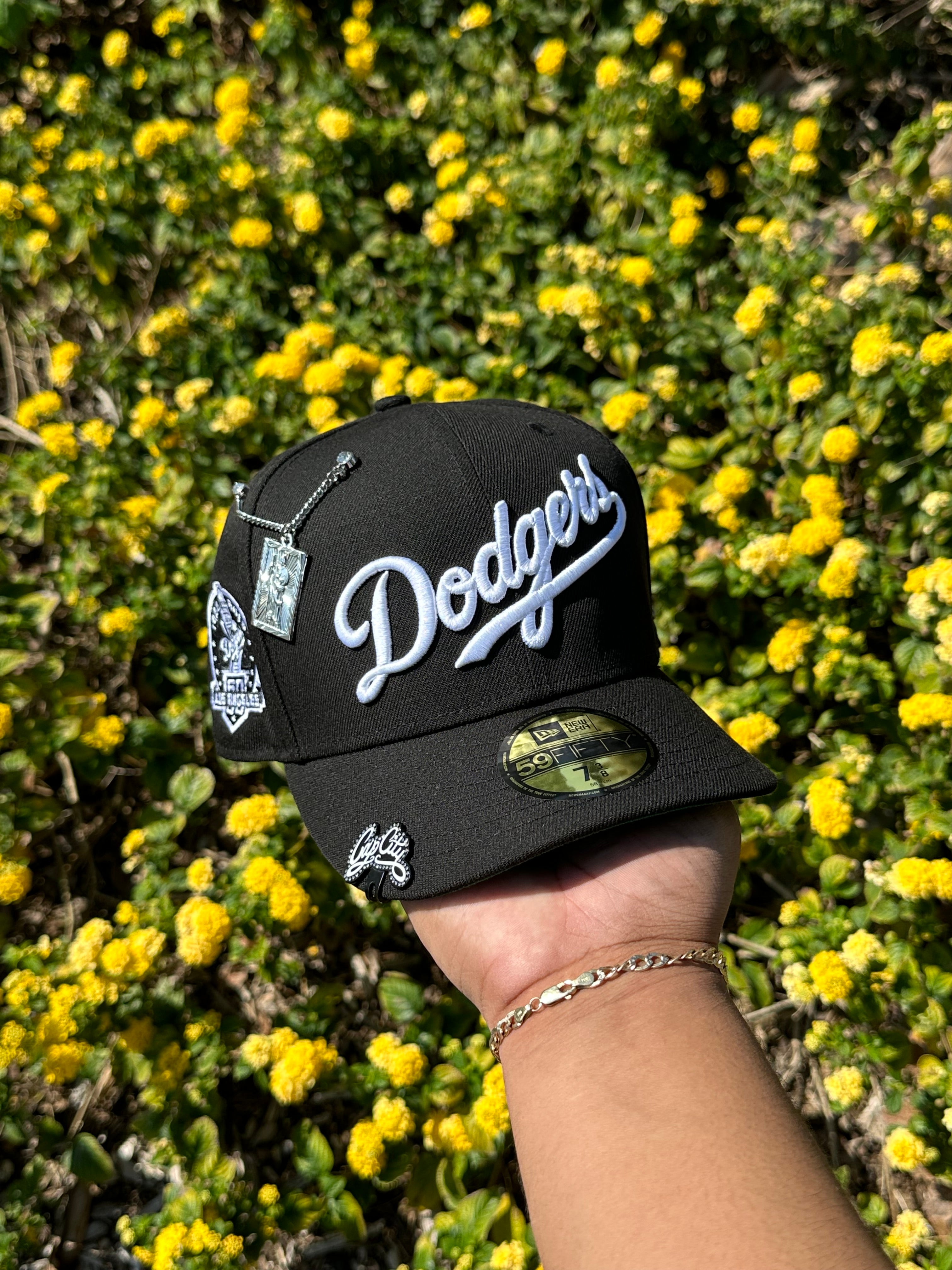NEW ERA 59FIFTY BLACK LOS ANGELES DODGERS SCRIPT W/ 60TH ANNIVERSARY SIDE PATCH