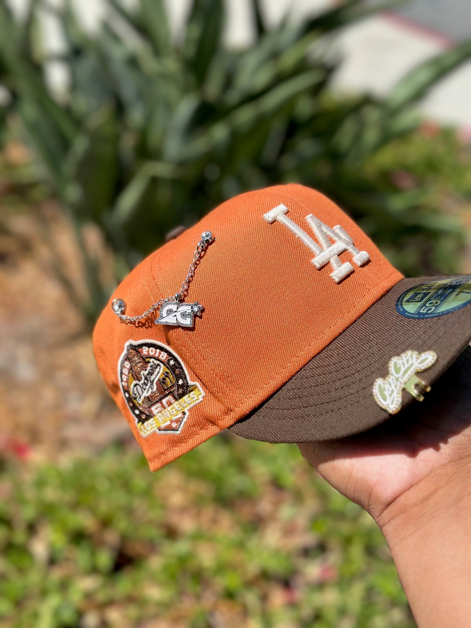 NEW ERA EXCLUSIVE 59FIFTY ORANGE/BROWN LOS ANGELES DODGERS W/ 60TH ANNIVERSARY SIDE PATCH