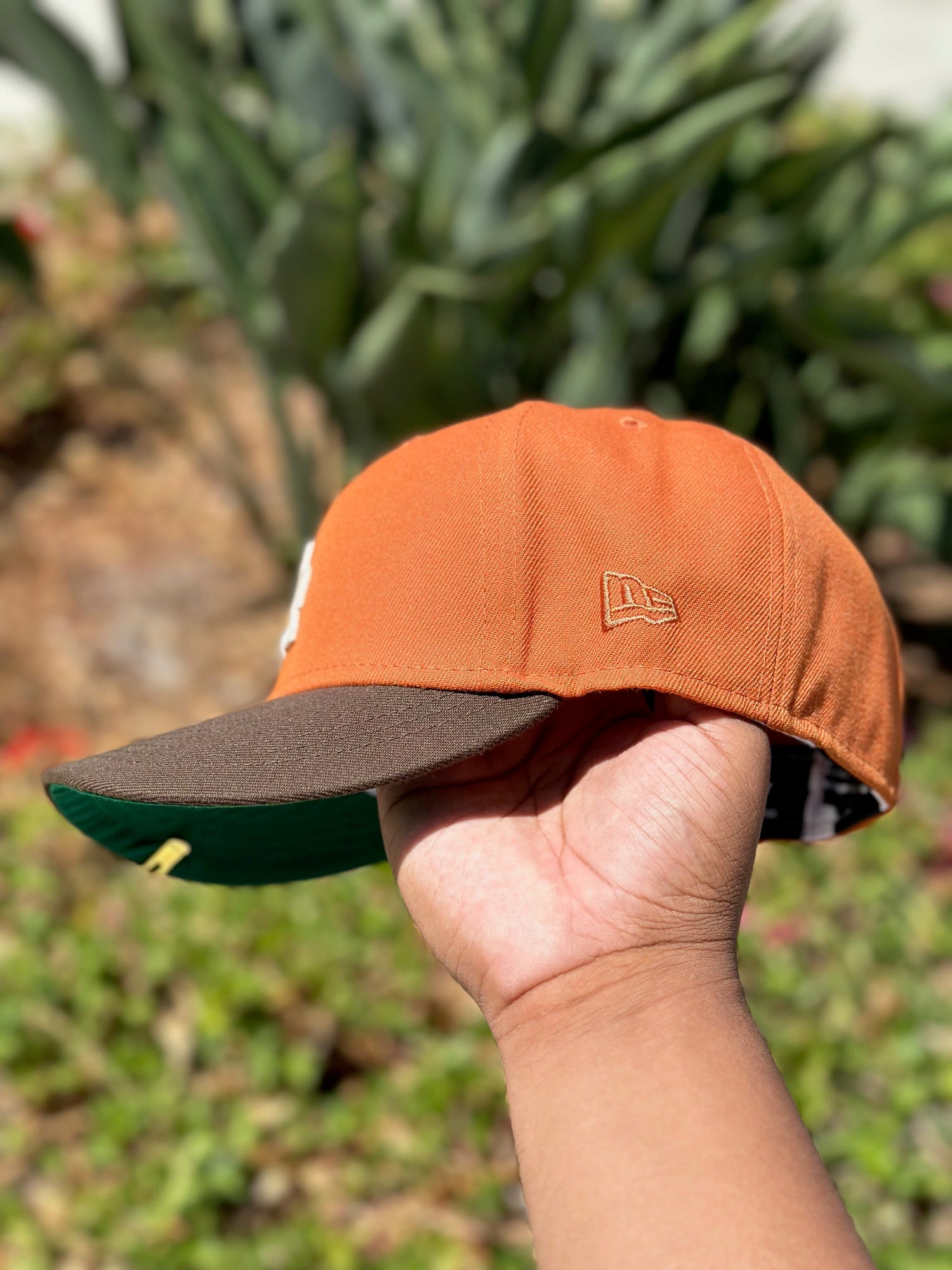 NEW ERA EXCLUSIVE 59FIFTY ORANGE/BROWN LOS ANGELES DODGERS W/ 60TH ANNIVERSARY SIDE PATCH