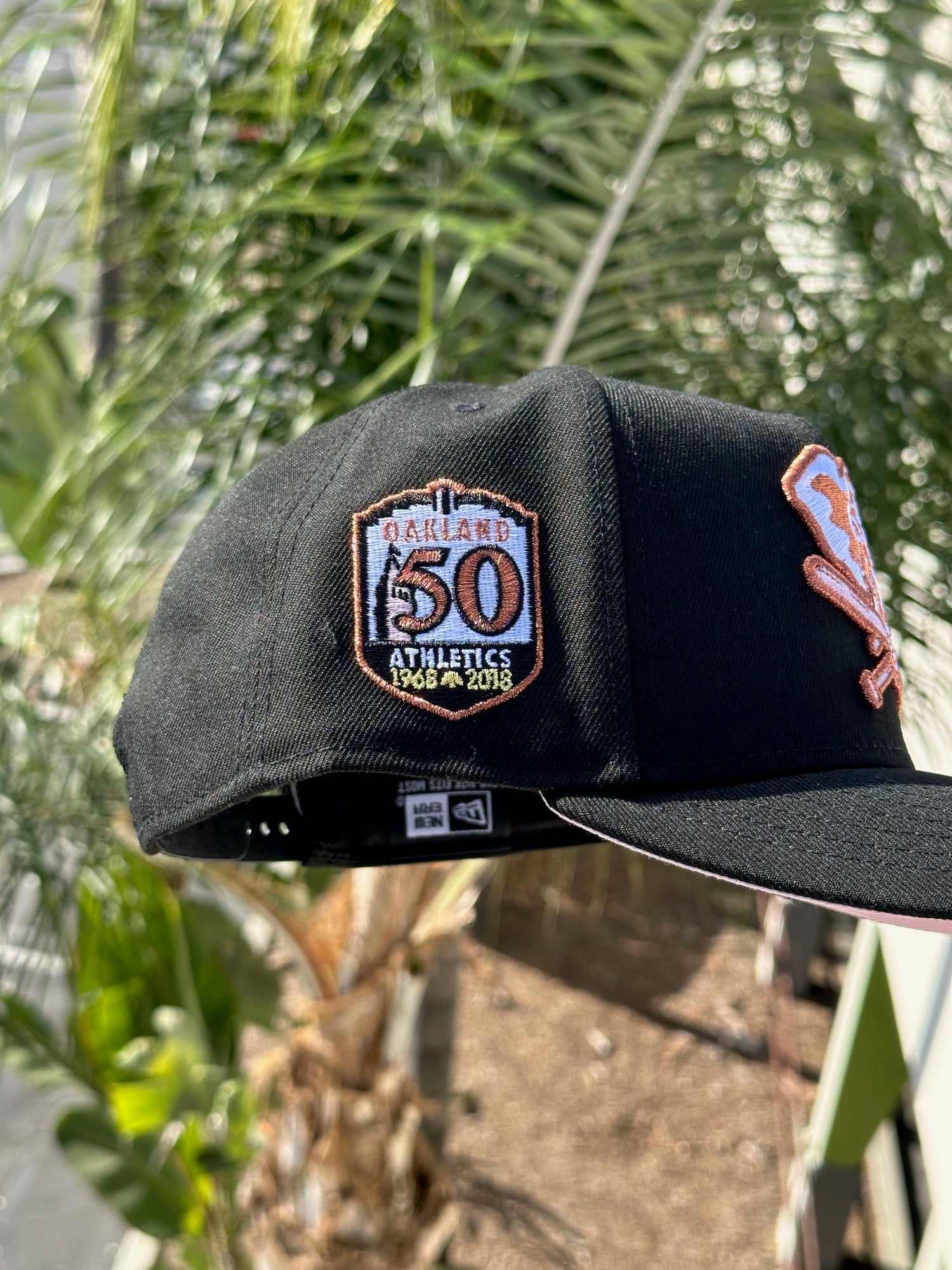 NEW ERA EXCLUSIVE 9FIFTY A-FRAME BLACK OAKLAND A'S W/ 50TH ANNIVERSARY SIDE PATCH