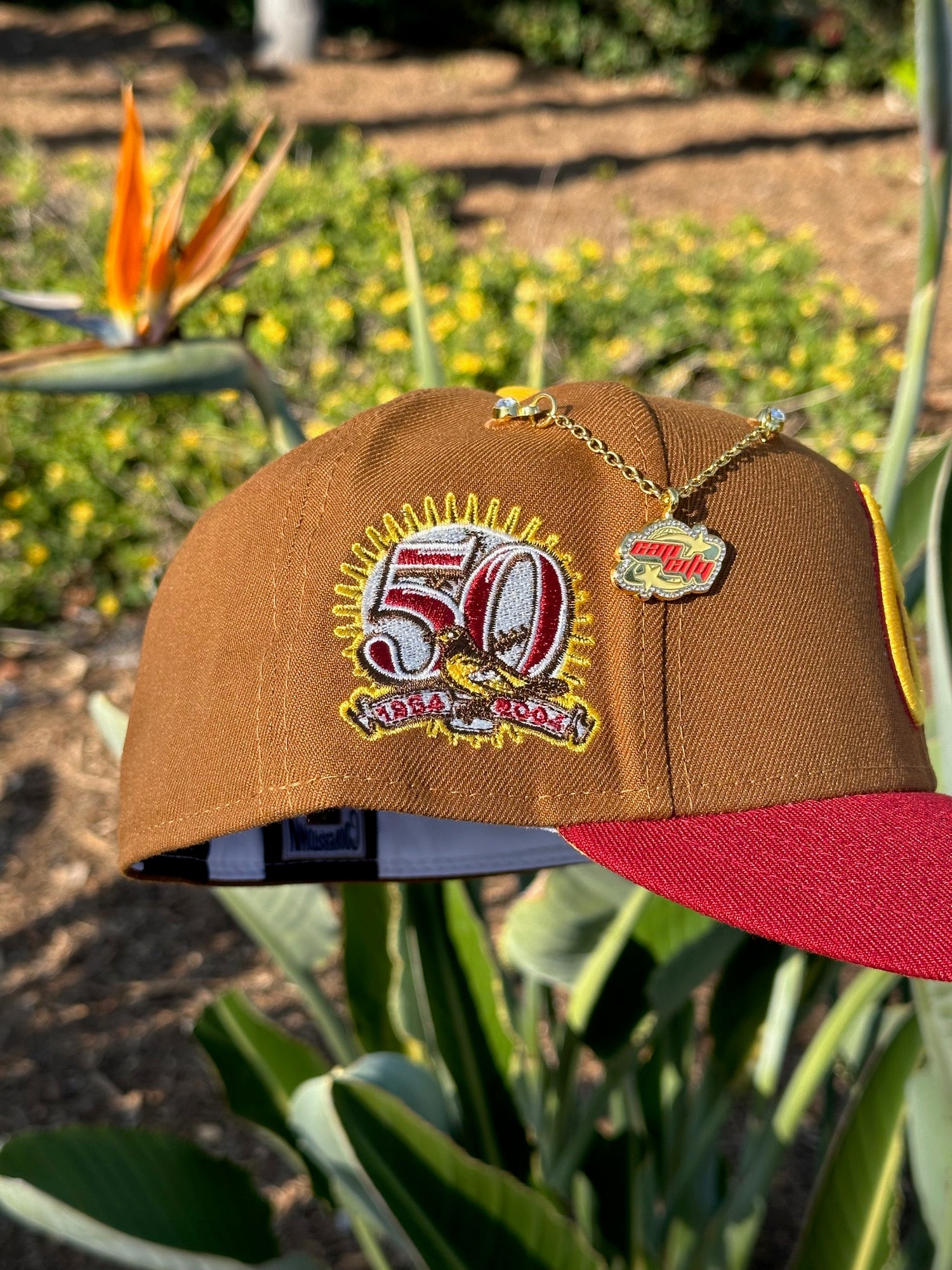 NEW ERA EXCLUSIVE 59FIFTY DARK KHAKI/BURGUNDY BALTIMORE ORIOLES W/ 50TH ANNIVERSARY PATCH