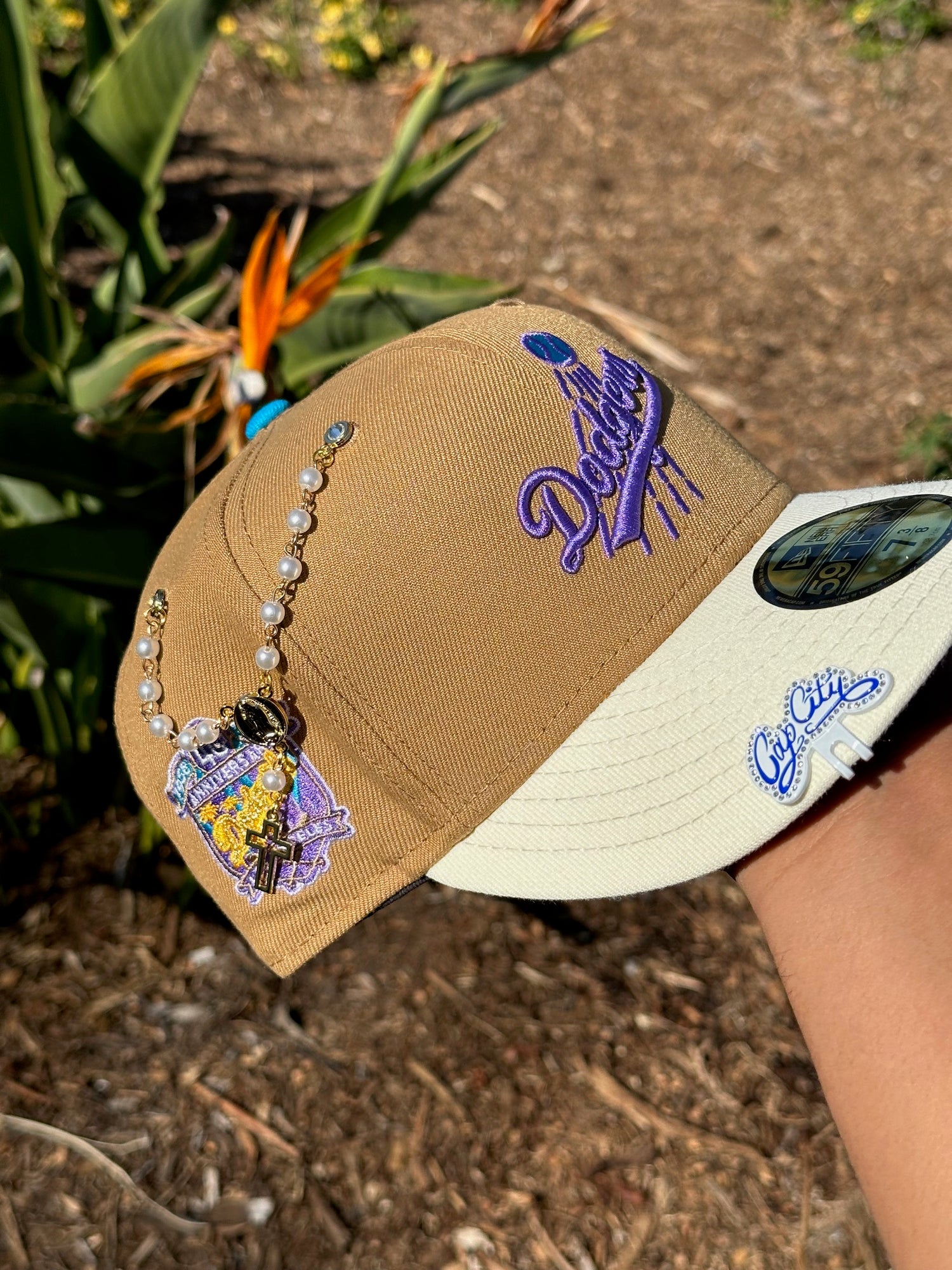 NEW ERA EXCLUSIVE 59FIFTY KHAKI/CREAM LOS ANGELES DODGERS W/ 40TH ANNIVERSARY SIDE PATCH