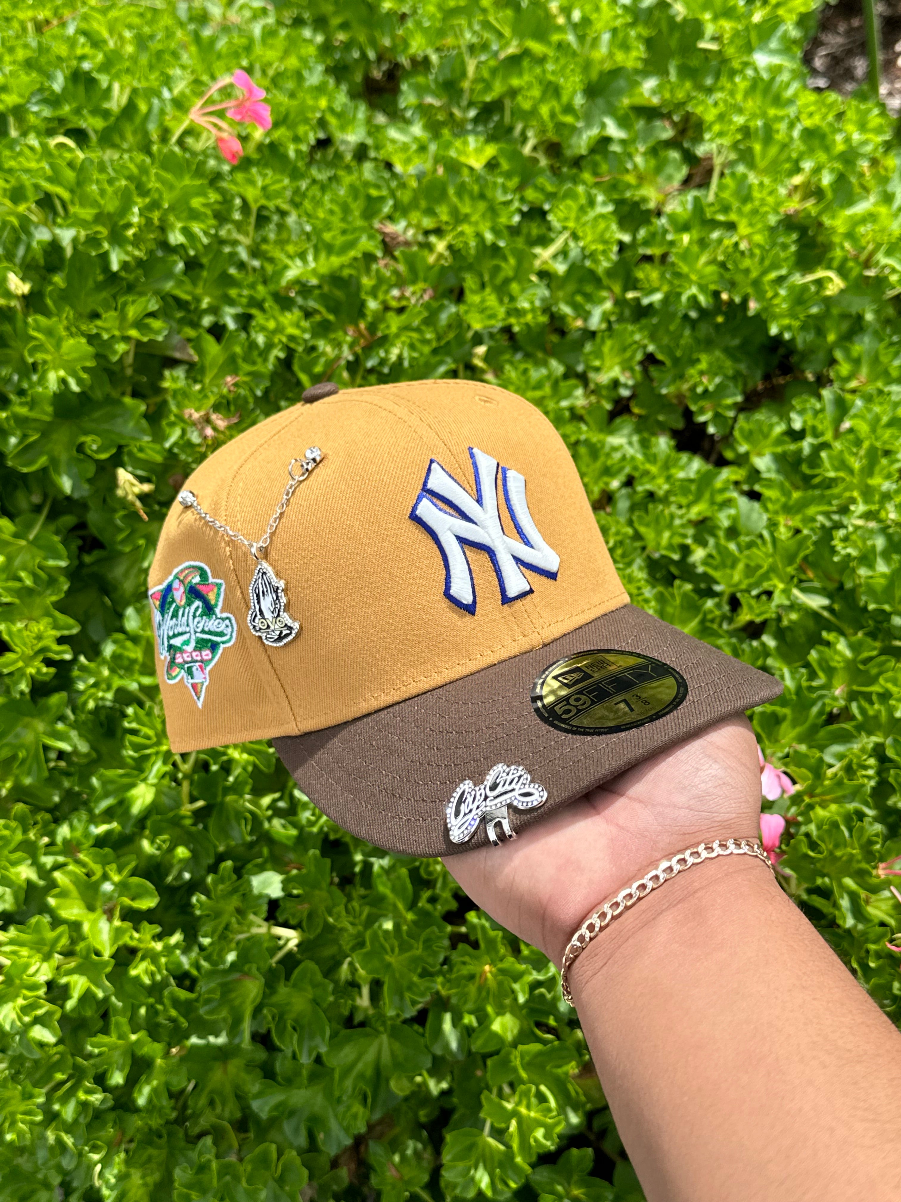 NEW ERA EXCLUSIVE 59FIFTY CAMEL BROWN NEW YORK YANKEES W/ 2000 WORLD SERIES SIDE PATCH