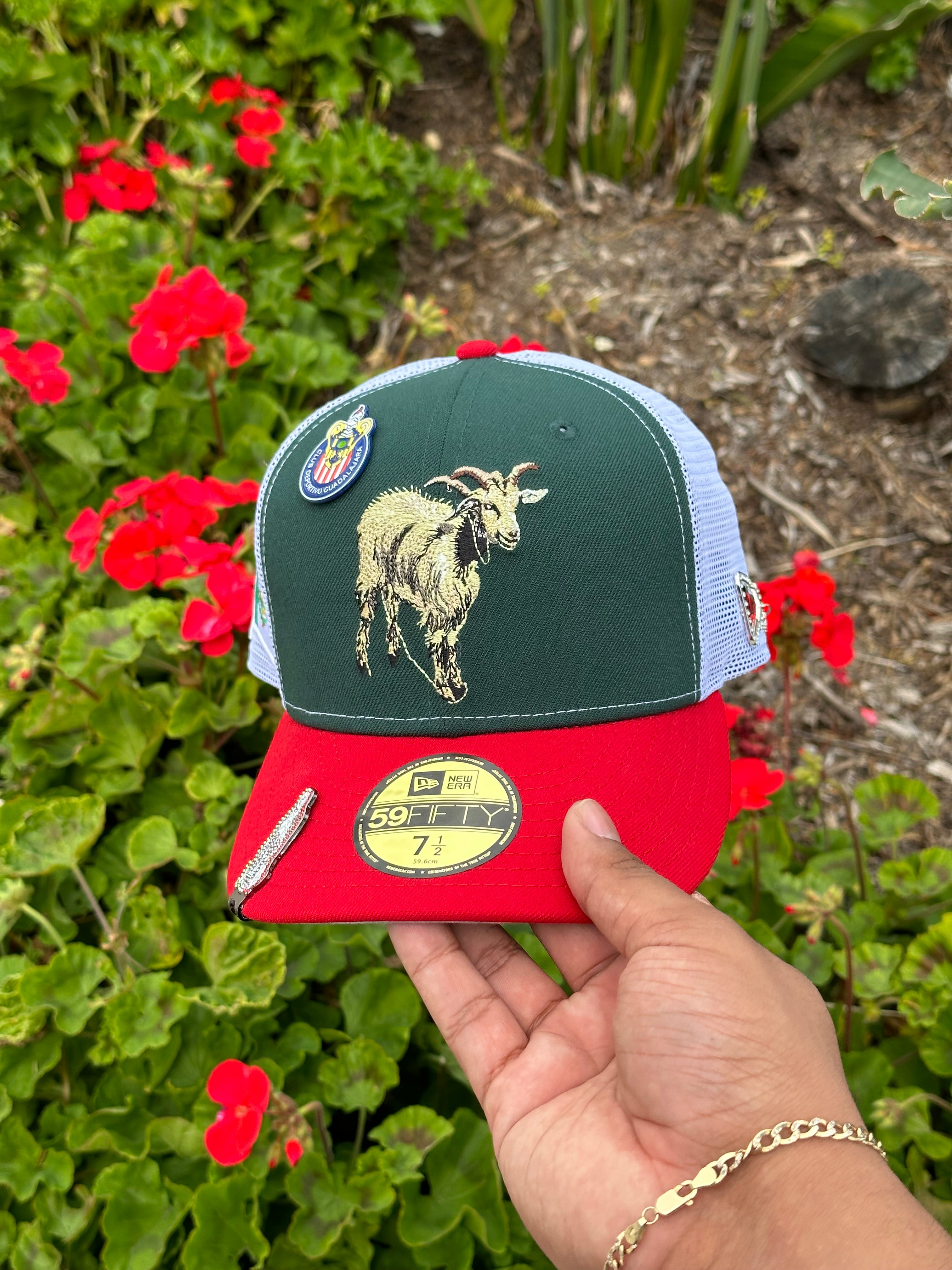 EXCLUSIVO NEW ERA 59FIFTY VERDE/ROJO "THE GOAT" MALLA CON PARCHE LATERAL BANDERA DE MÉXICO 