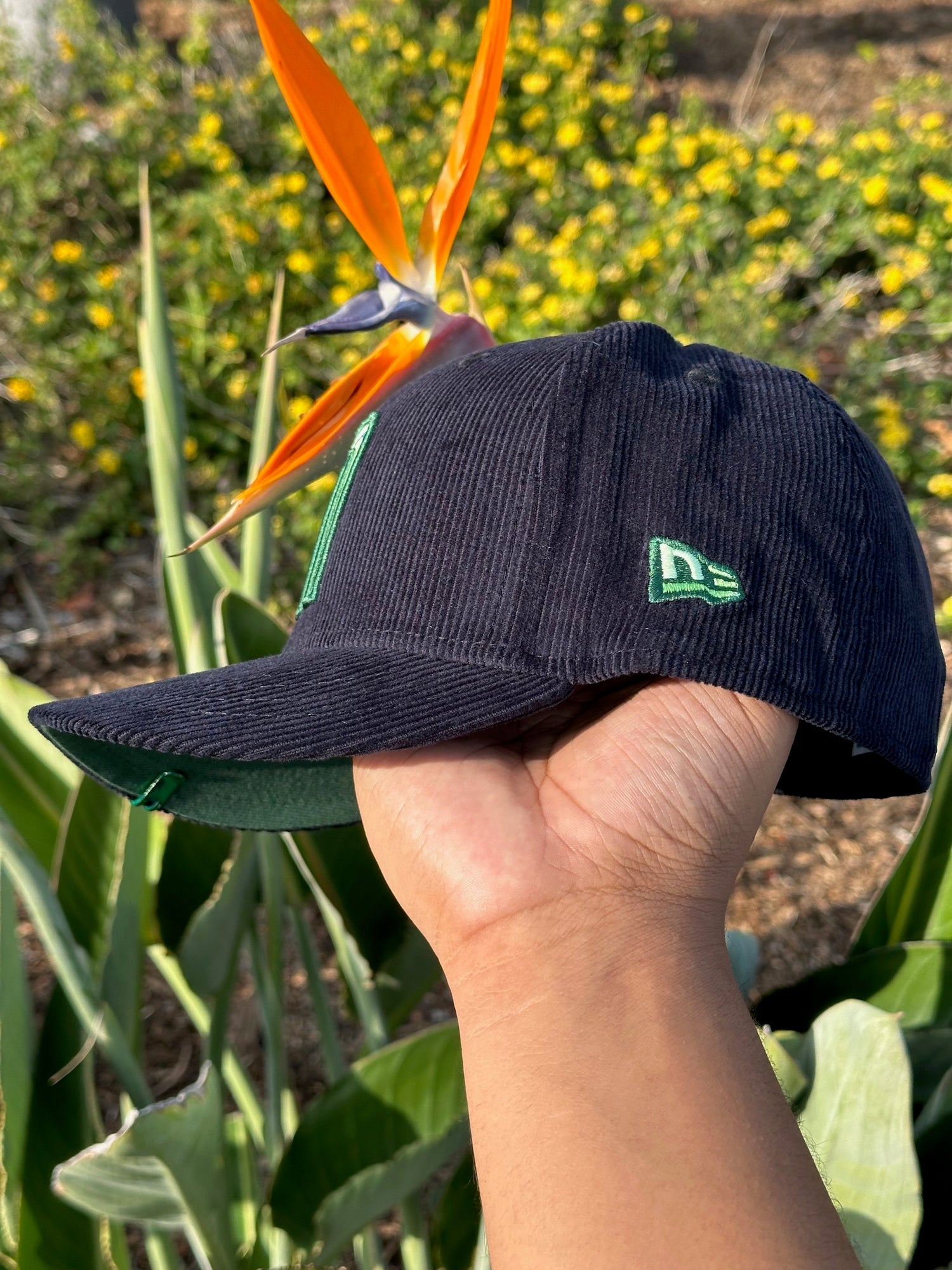 NEW ERA EXCLUSIVE 59FIFTY NAVY CORDUROY MEXICO W/ MEXICO FLAG SIDE PATCH