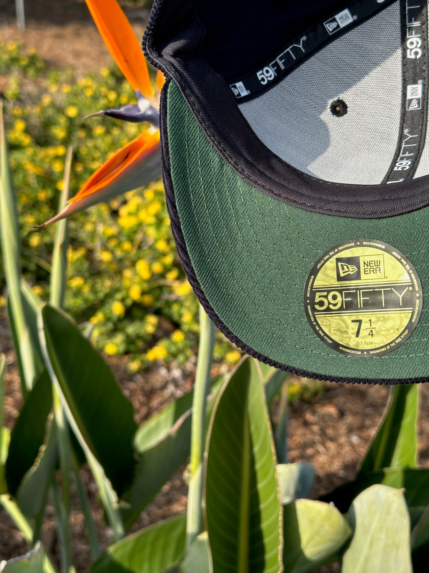 NEW ERA EXCLUSIVE 59FIFTY NAVY CORDUROY MEXICO W/ MEXICO FLAG SIDE PATCH