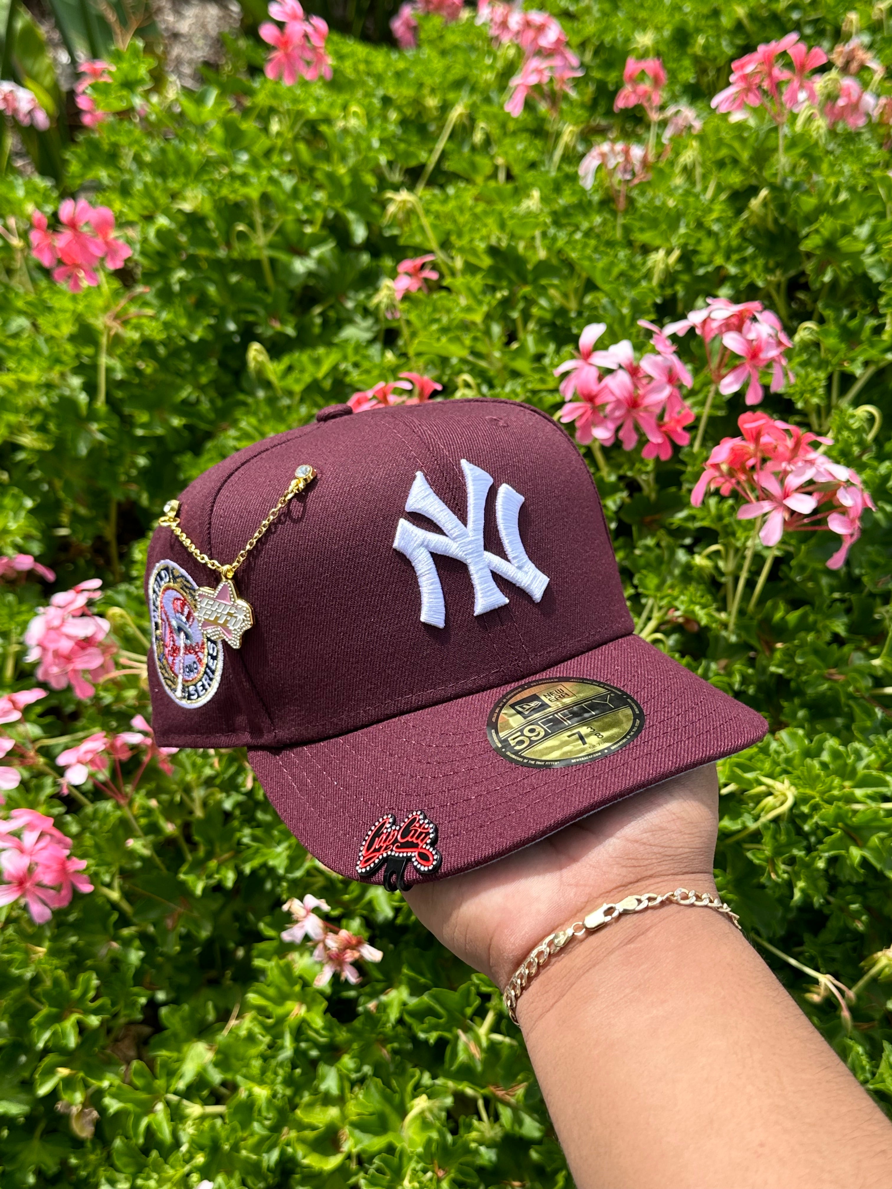 NEW ERA EXCLUSIVE 59FIFTY BURGUNDY NEW YORK YANKEES W/ 1949 WORLD SERIES SIDE PATCH