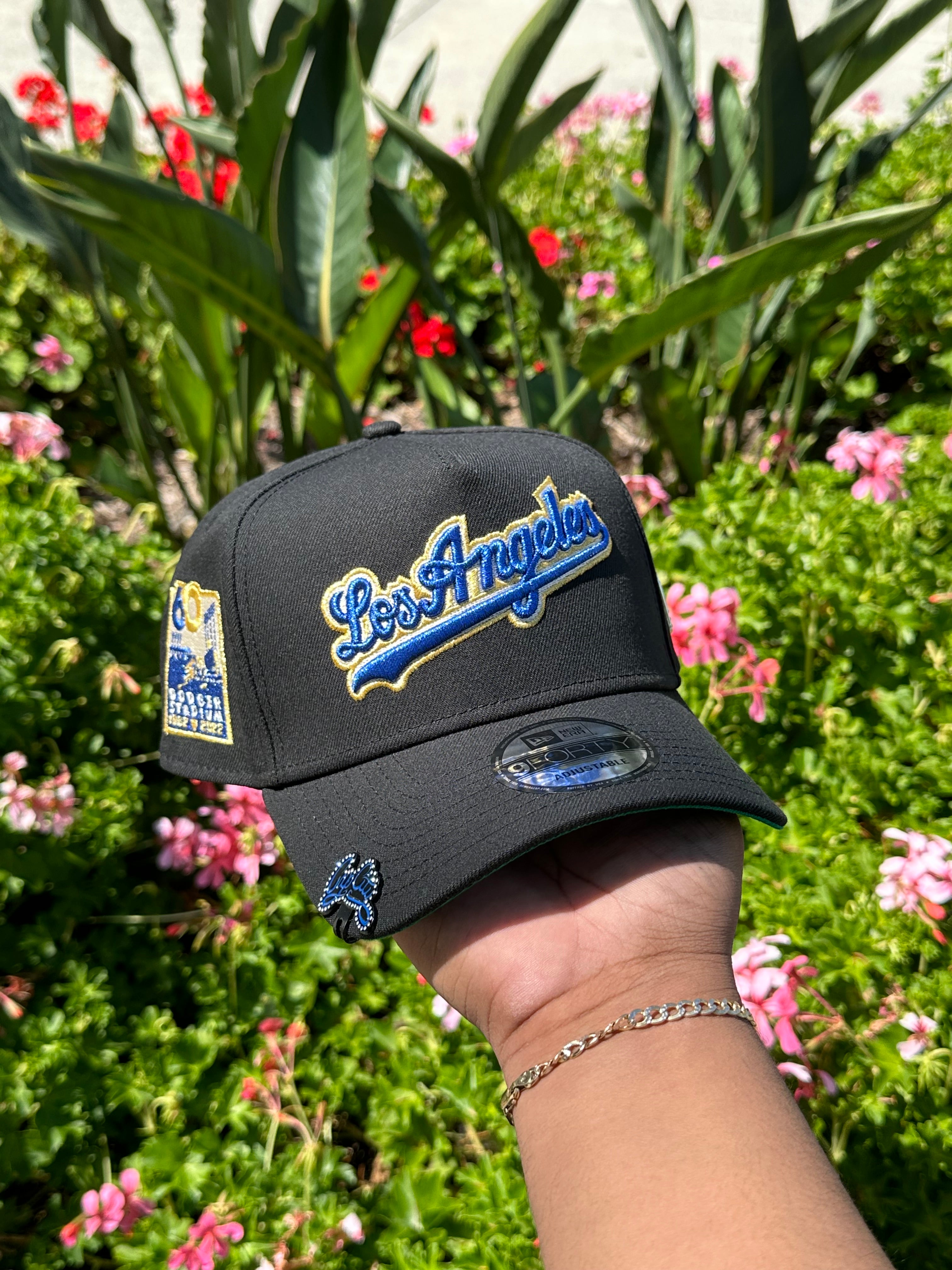 NEW ERA EXCLUSIVE 9FORTY A-FRAME BLACK LOS ANGELES DODGERS W/ 60TH ANNIVERSARY SIDE PATCH
