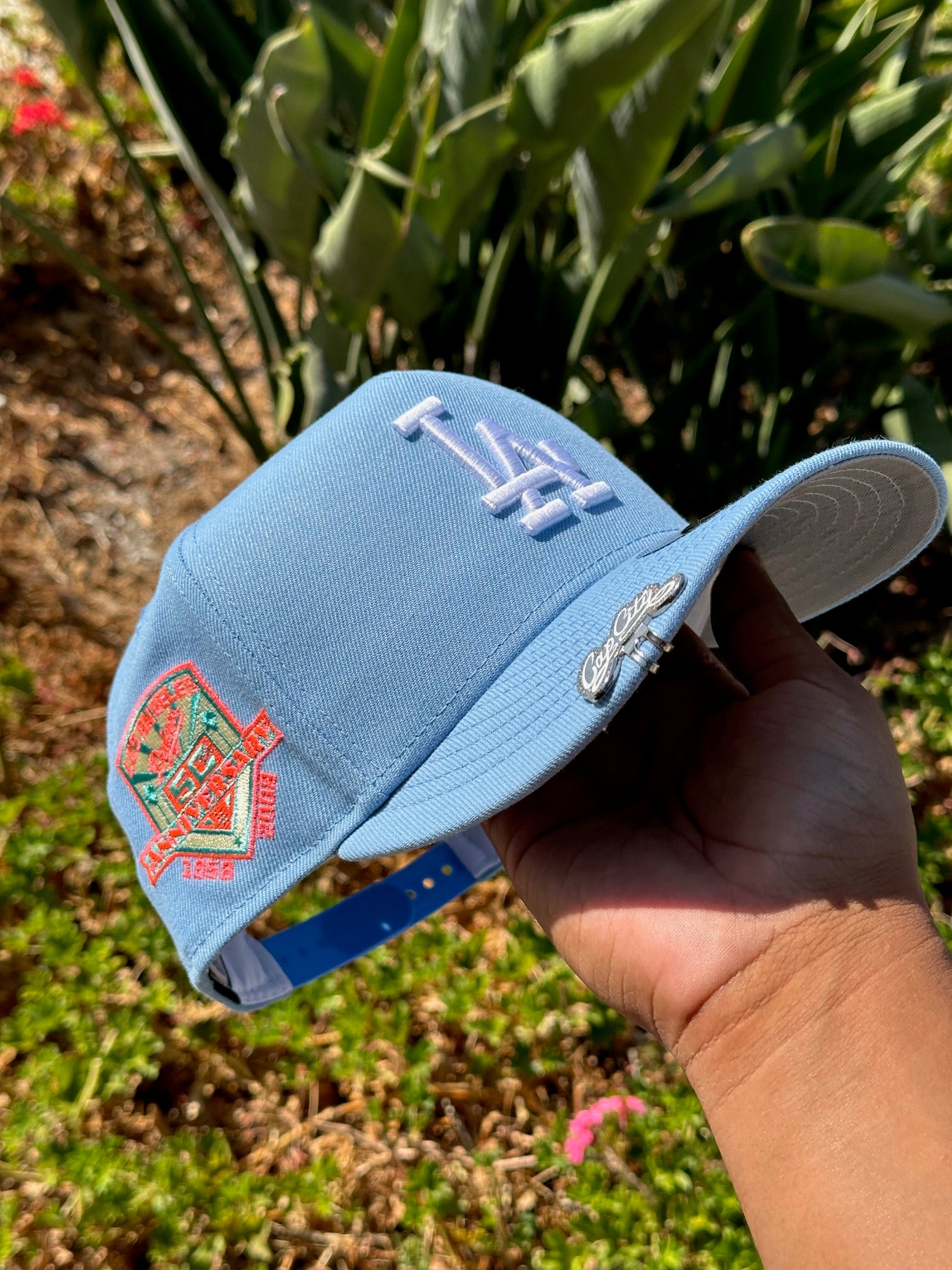 NEW ERA EXCLUSIVE 9FIFTY A-FRAME ICY LOS ANGELES DODGERS SNAPBACK W/ 50TH ANNIVERSARY SIDE PATCH