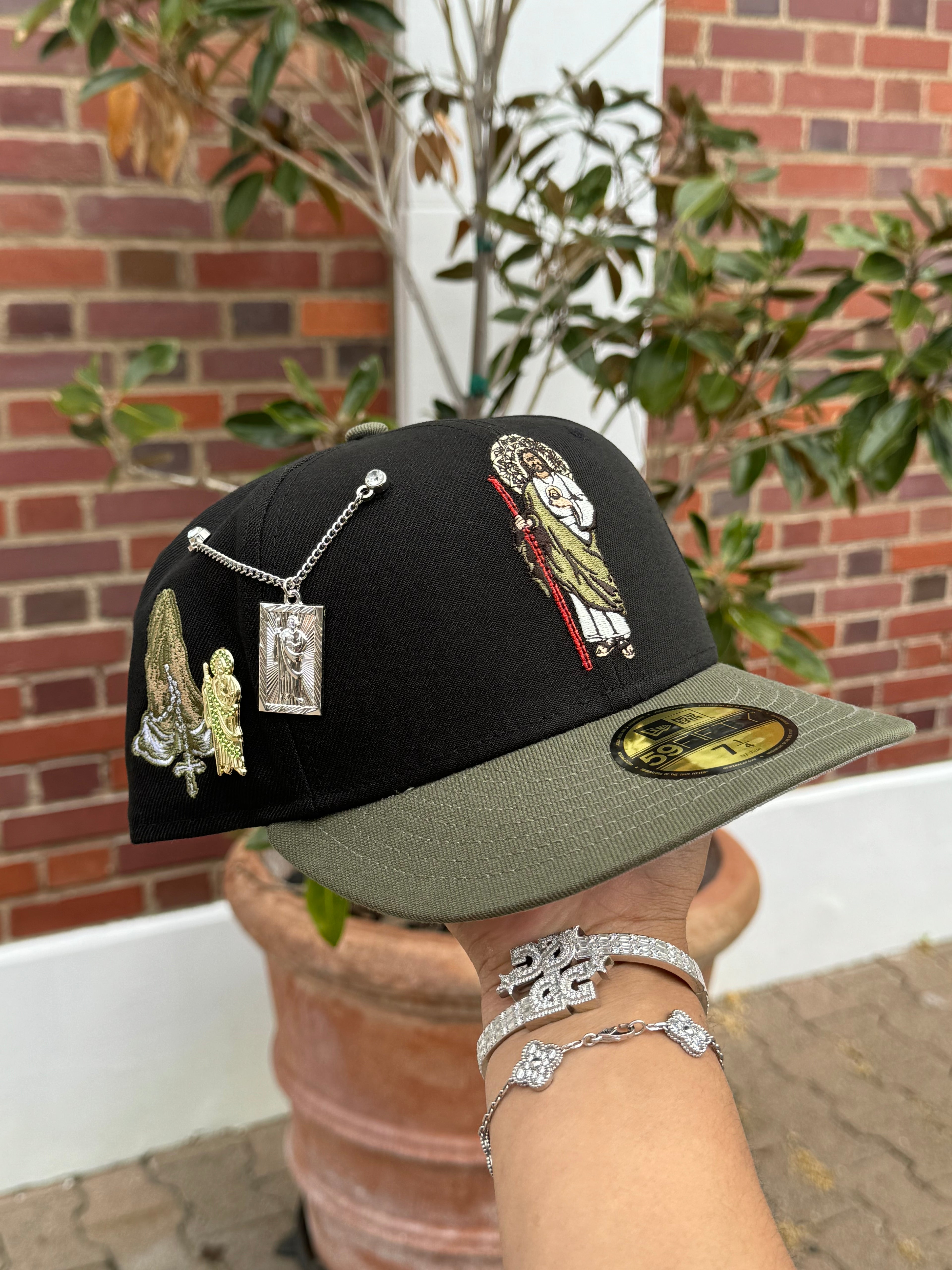NEW ERA EXCLUSIVE 59FIFTY BLACK/OLIVE "SAN JUDAS TADEO" W/ PRAYING HANDS SIDE PATCH