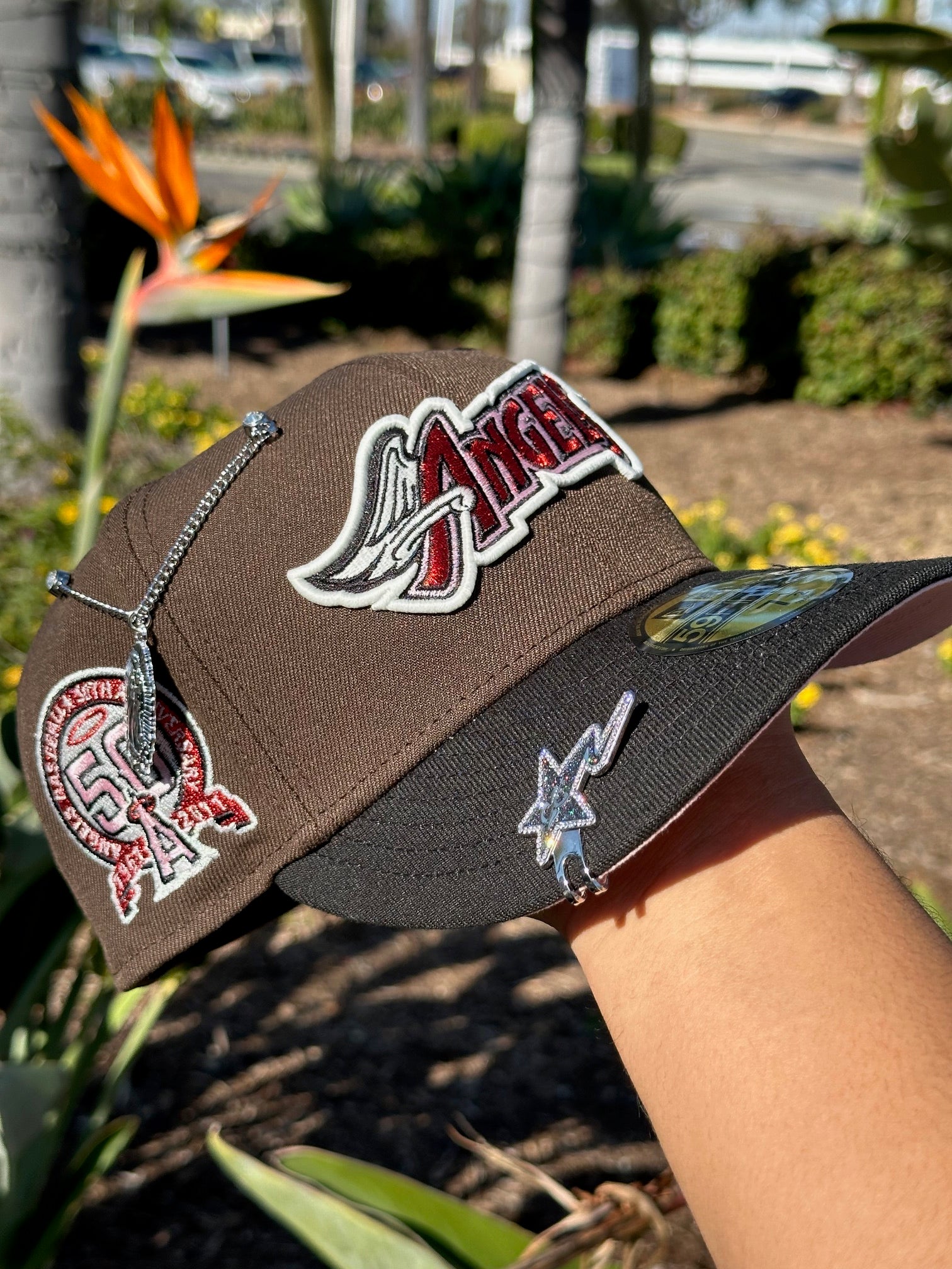 NEW ERA 59FIFTY MOCHA/BLACK ANAHEIM ANGELS SCRIPT W/ 50TH ANNIVERSARY SIDE PATCH