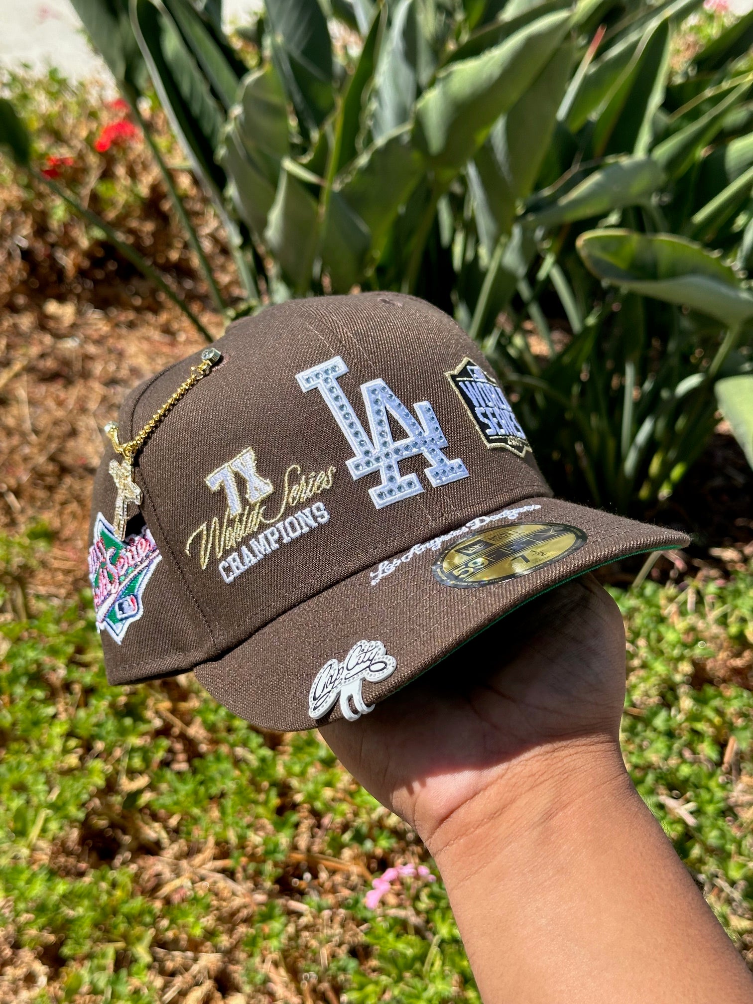NEW ERA EXCLUSIVE 59FIFTY WALNUT LOS ANGELES DODGERS W/ WORLD SERIES EMBROIDERY PATCHES
