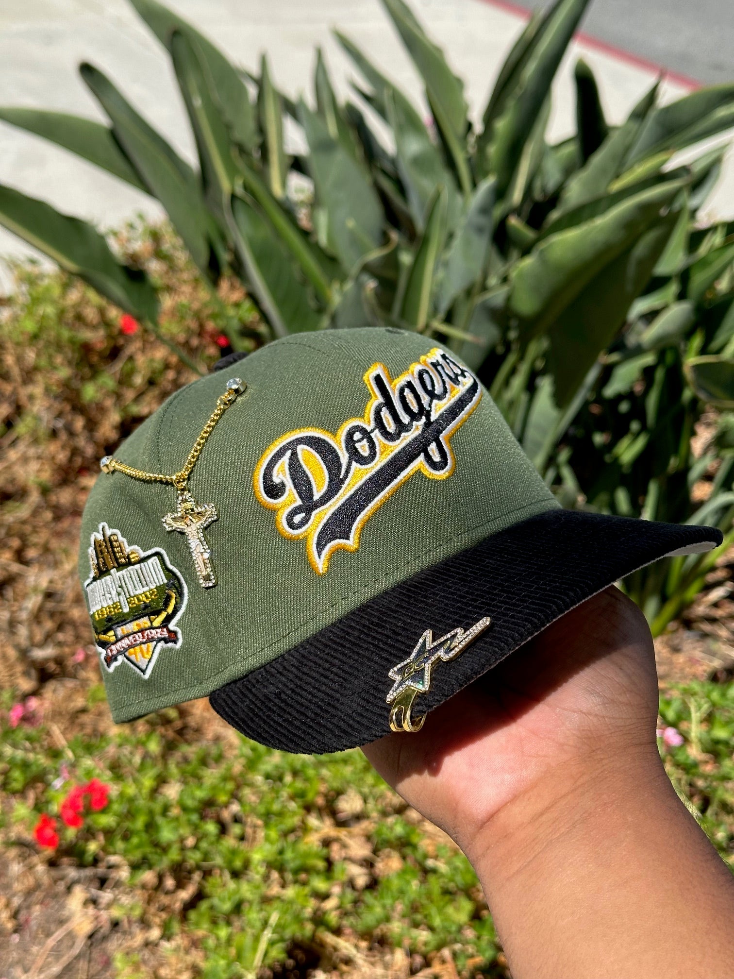 NEW ERA EXCLUSIVE 59FIFTY DARK GREEN/CORDUROY LOS ANGELES DODGERS SCRIPT W/ 40TH ANNIVERSARY SIDE PATCH