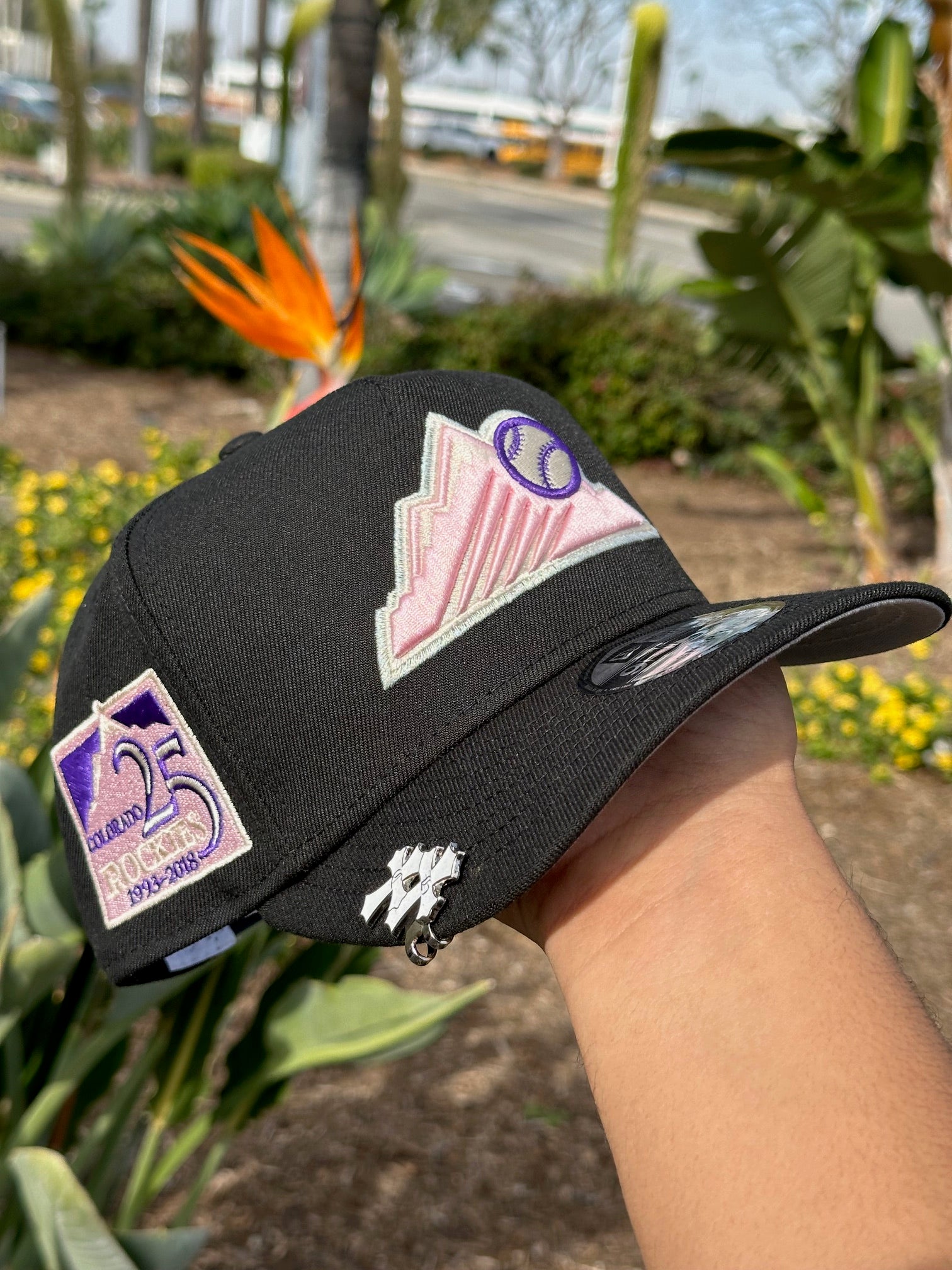 NEW ERA EXCLUSIVE 9FIFTY A-FRAME BLACK COLORADO ROCKIES SNAPBACK W/ 25TH ANNIVERSARY SIDE PATCH