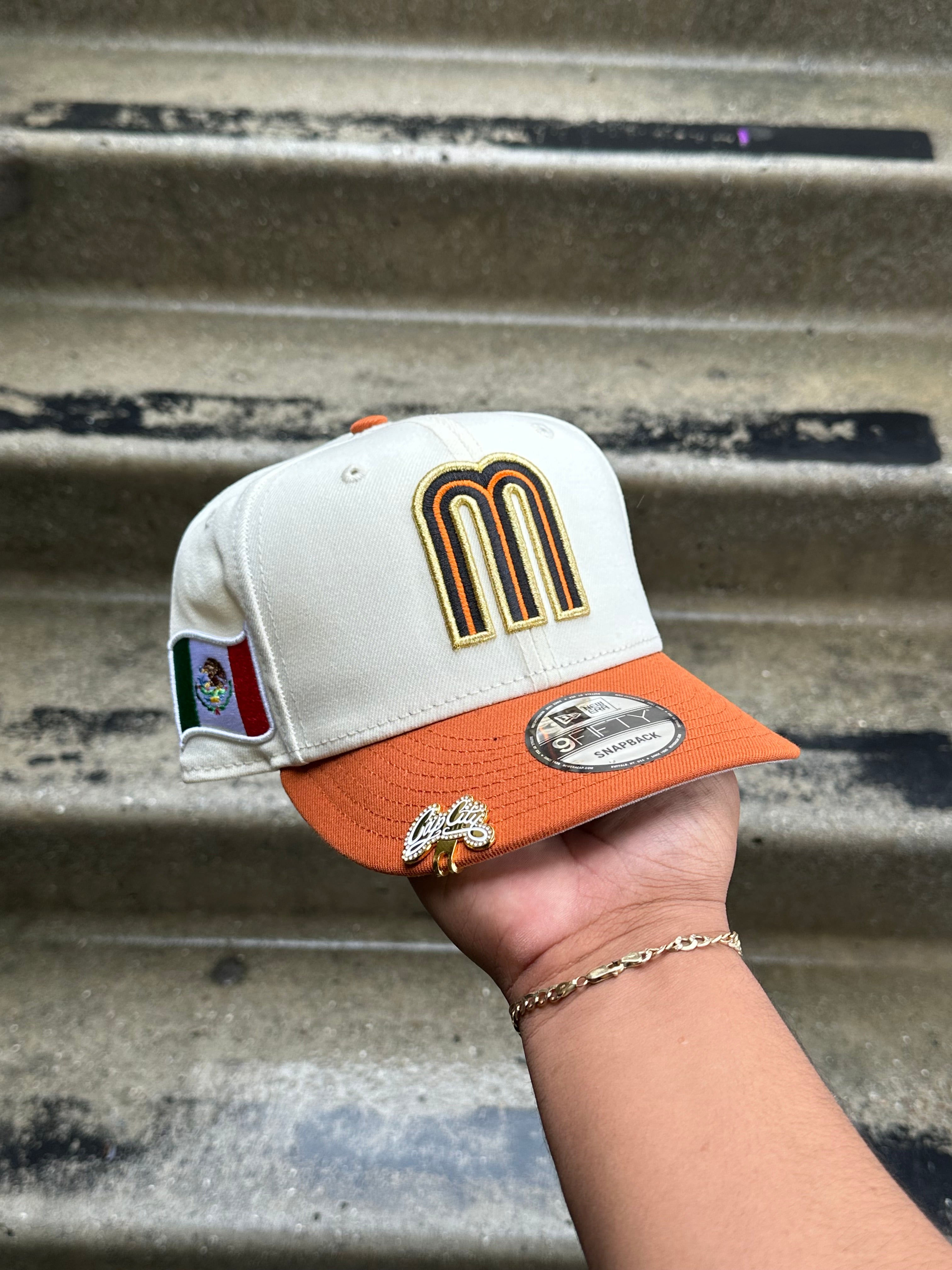 NEW ERA EXCLUSIVE 9FIFTY CHROME WHITE/RUST ORANGE SNAPBACK W/ MEXICO FLAG SIDE PATCH
