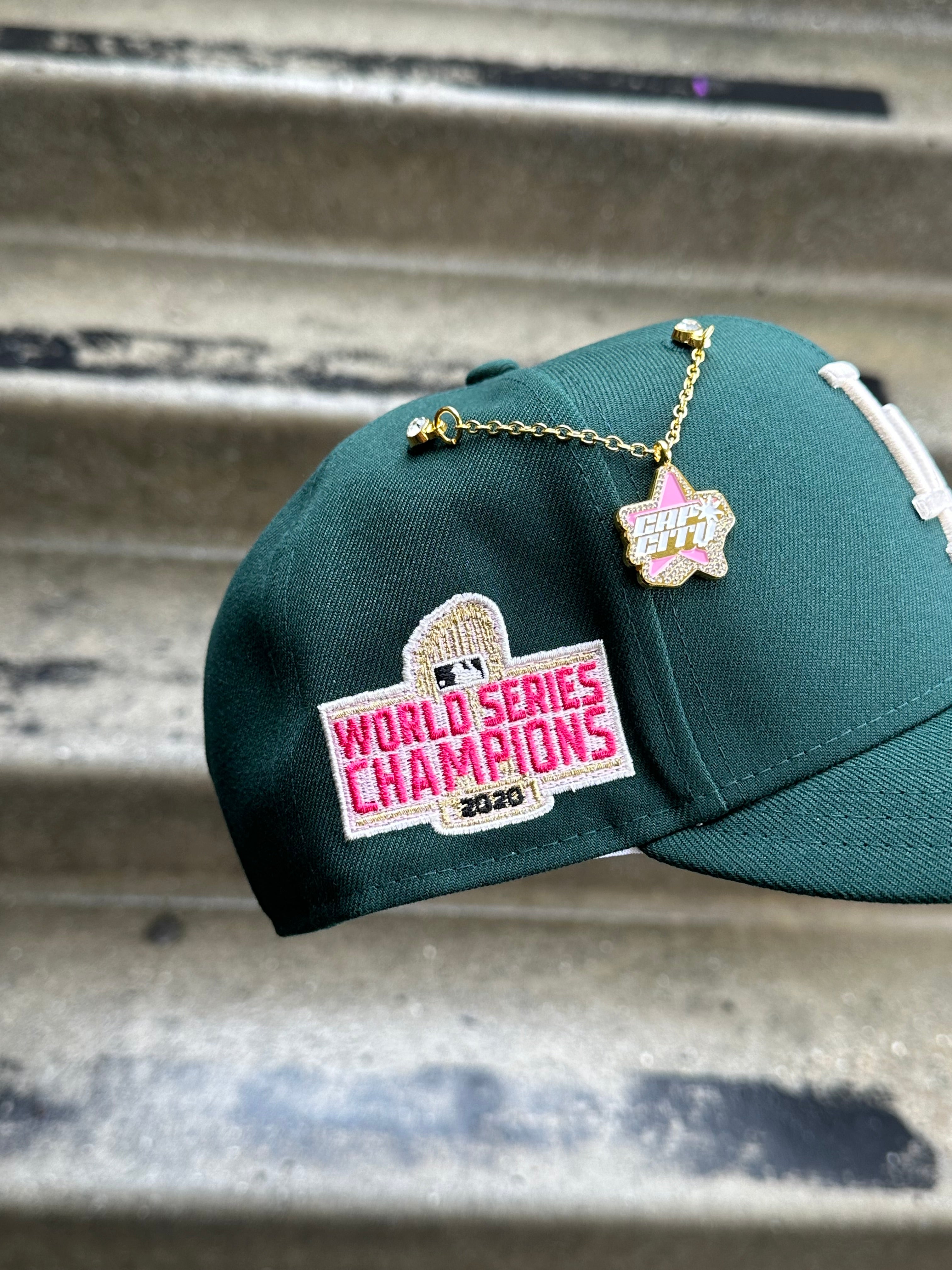 NEW ERA EXCLUSIVE 9FIFTY FOREST GREEN LOS ANGELES DODGERS SNAPBACK W/ ROSE W/ 2020 WORLD SERIES CHAMPIONS SIDE PATCH