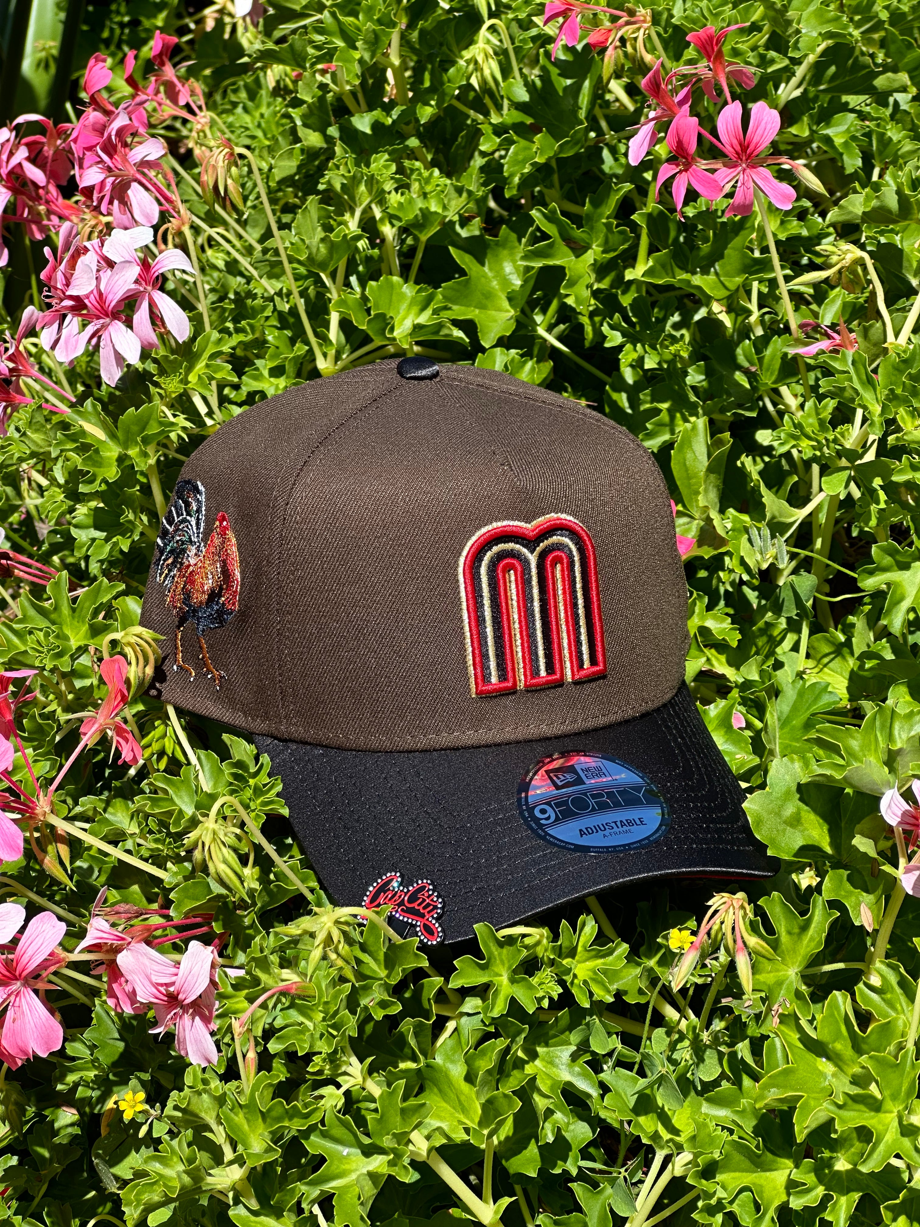 NEW ERA EXCLUSIVE 9FORTY MOCHA/SATIN MEXICO A-FRAME ADJUSTABLE W/ EL GALLO SIDE PATCH