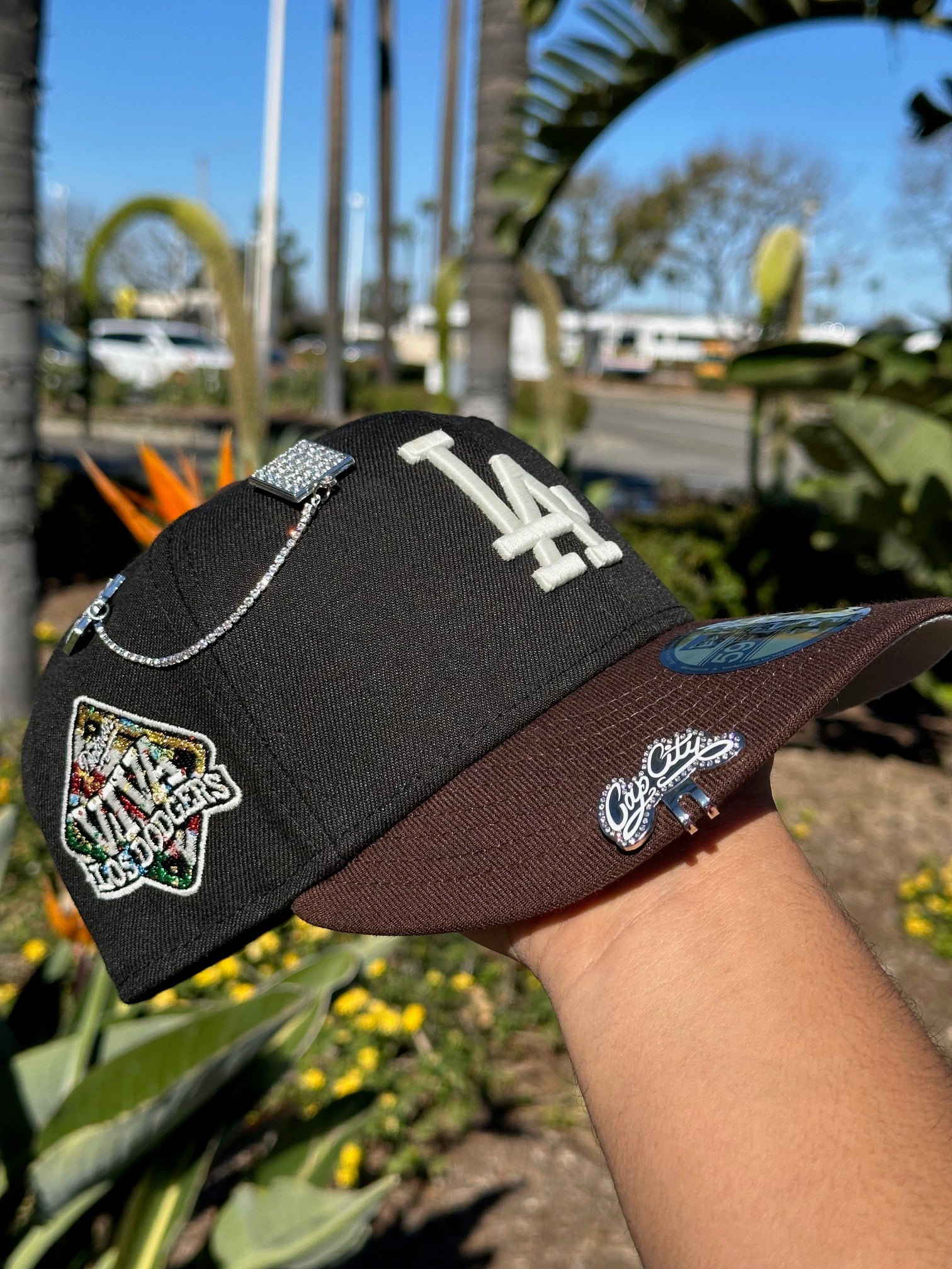 NEW ERA EXCLUSIVE 59FIFTY BLACK/BROWN LOS ANGELES DODGERS W/ VIVA LOS DODGERS SIDE PATCH
