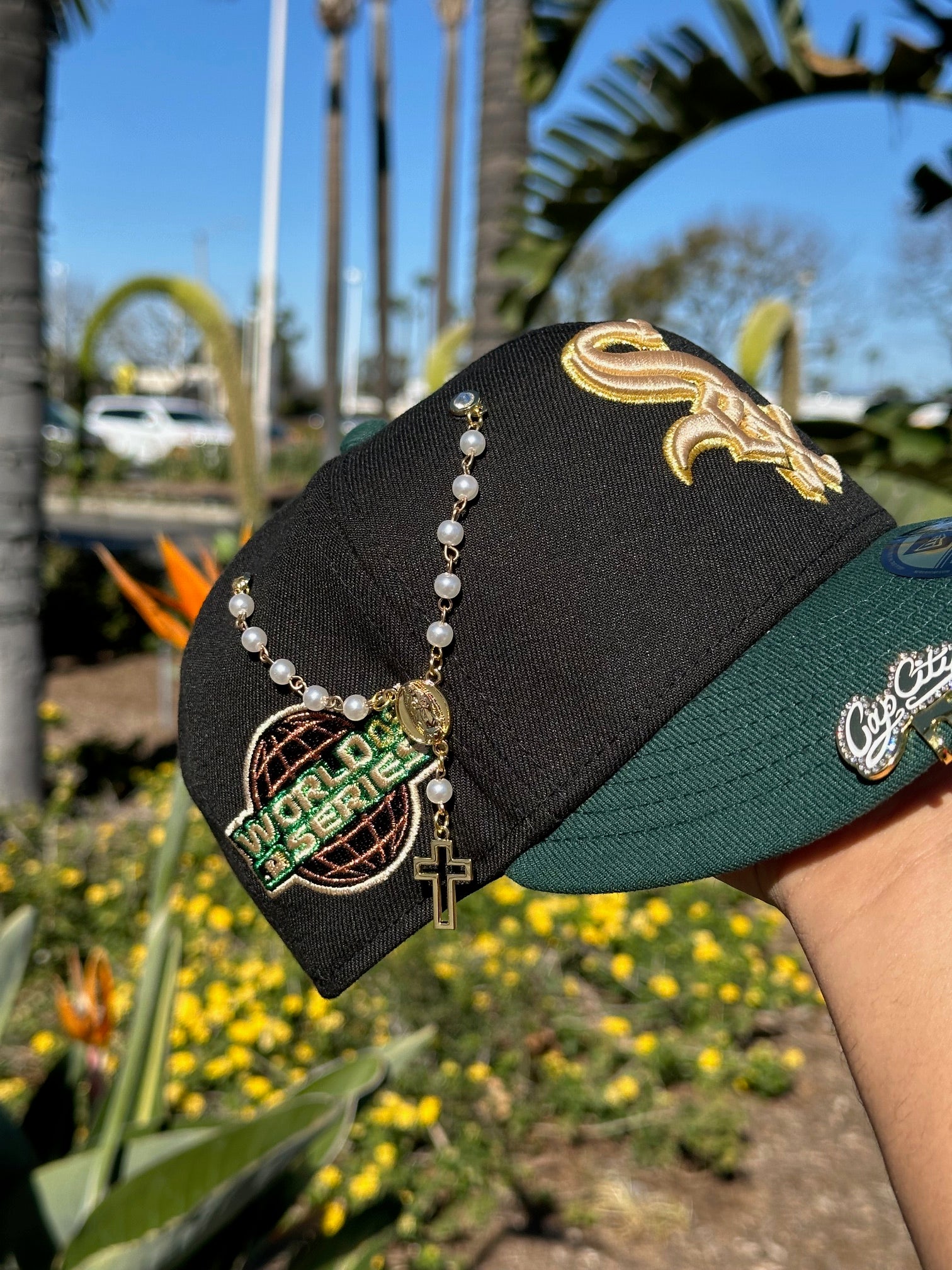 NEW ERA 59FIFTY BLACK/FOREST GREEN CHICAGO WHITE SOX W/ 2005 WORLD SERIES SIDE PATCH