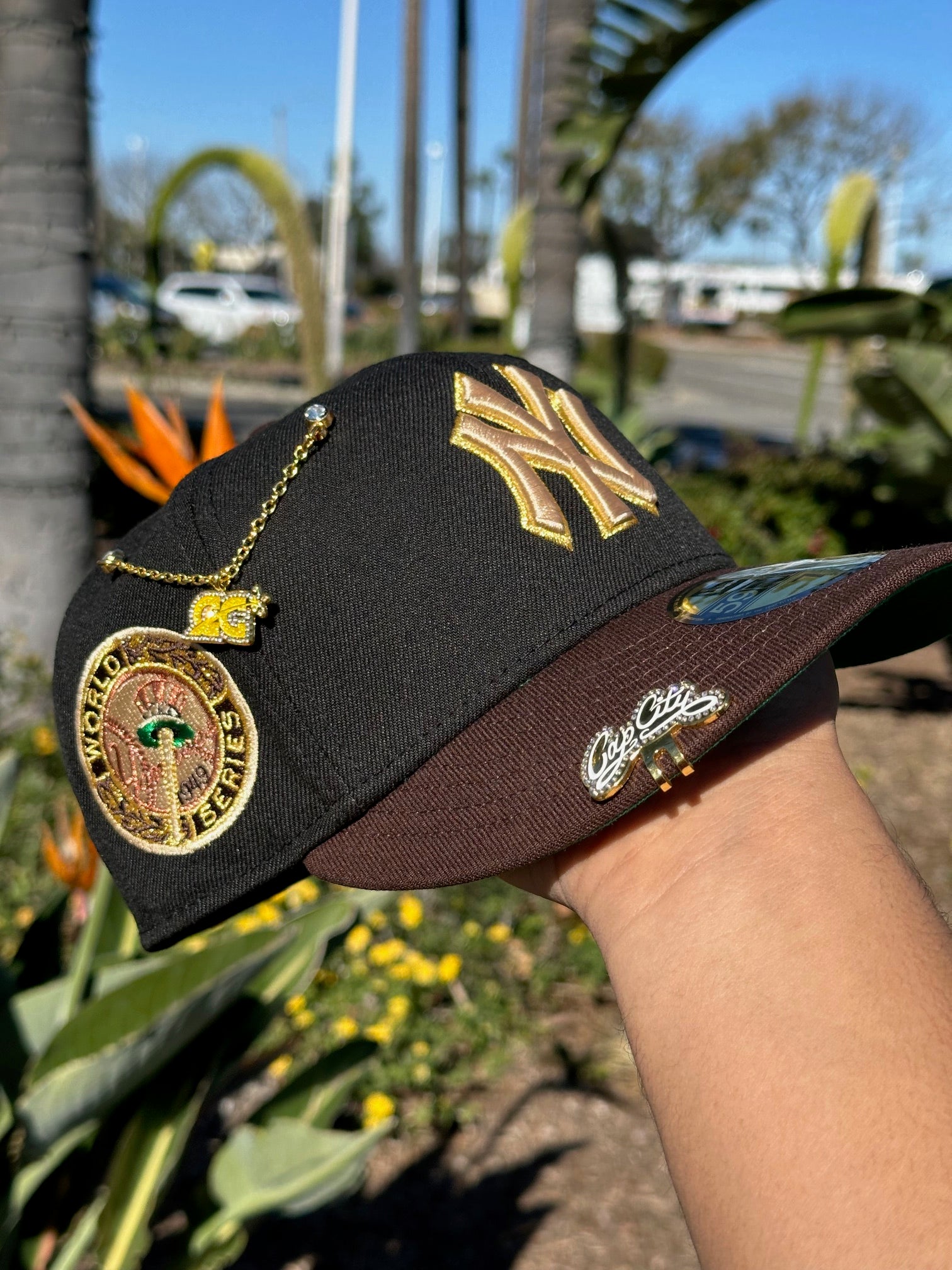 NEW ERA EXCLUSIVE 59FIFTY BLACK/BROWN NEW YORK YANKEES W/ 1949 WORLD SERIES SIDE PATCH