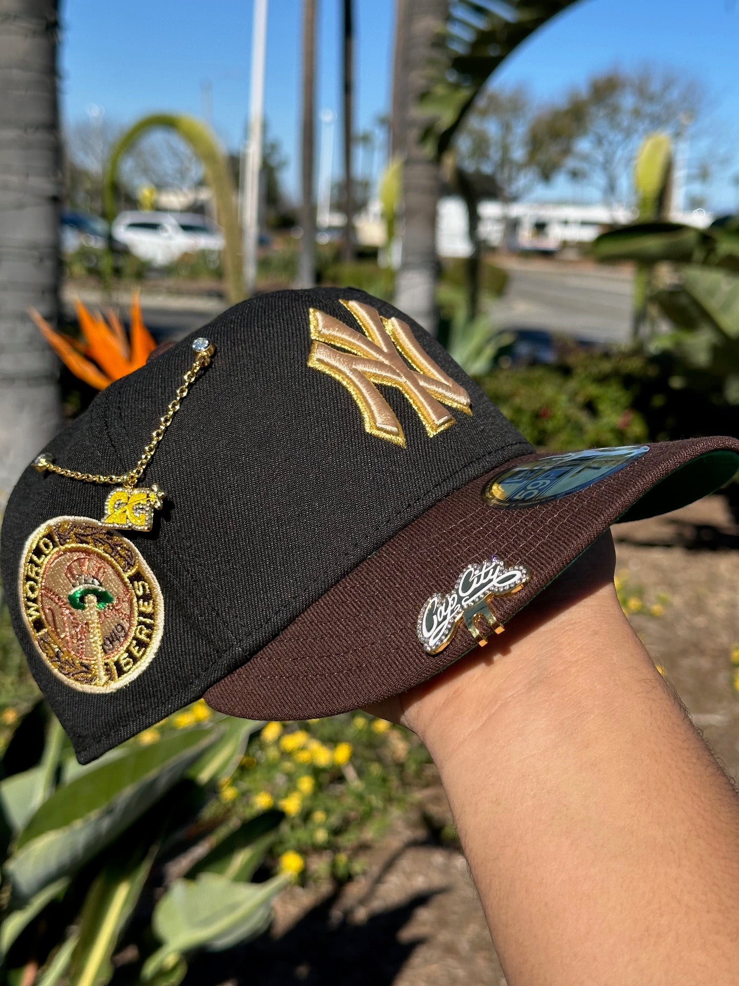 NEW ERA EXCLUSIVE 59FIFTY BLACK/BROWN NEW YORK YANKEES W/ 1949 WORLD SERIES SIDE PATCH