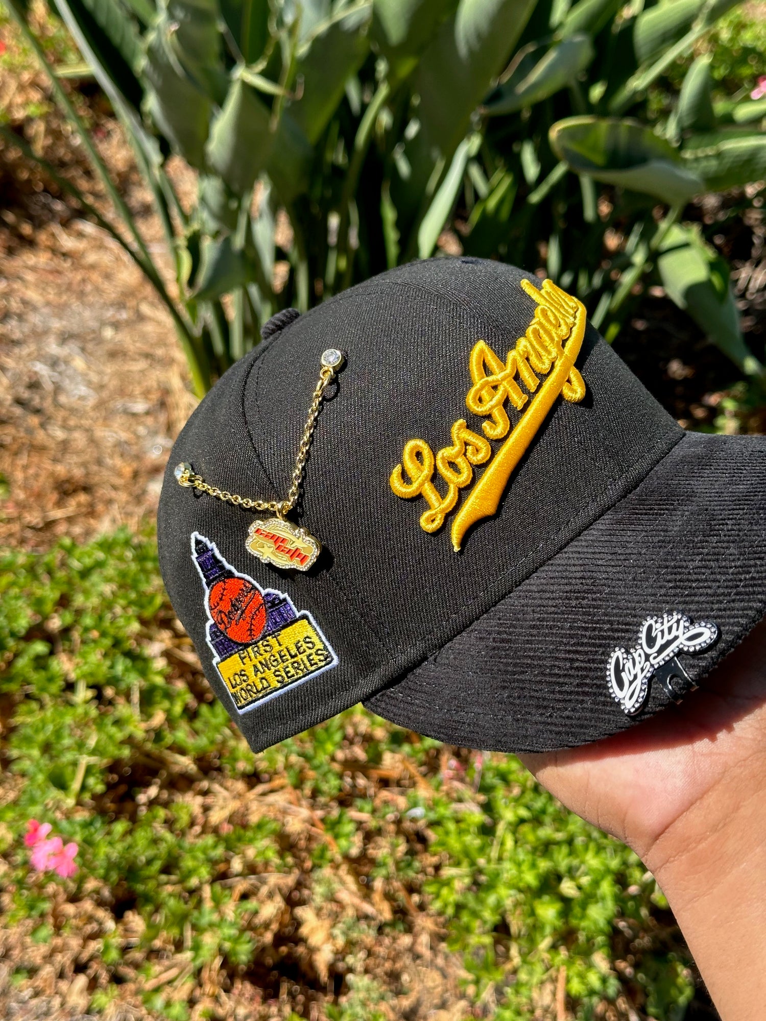 NEW ERA EXCLUSIVE 59FIFTY BLACK/CORDUROY LOS ANGELES DODGERS SCRIPT W/ 1ST WORLD SERIES SIDE PATCH