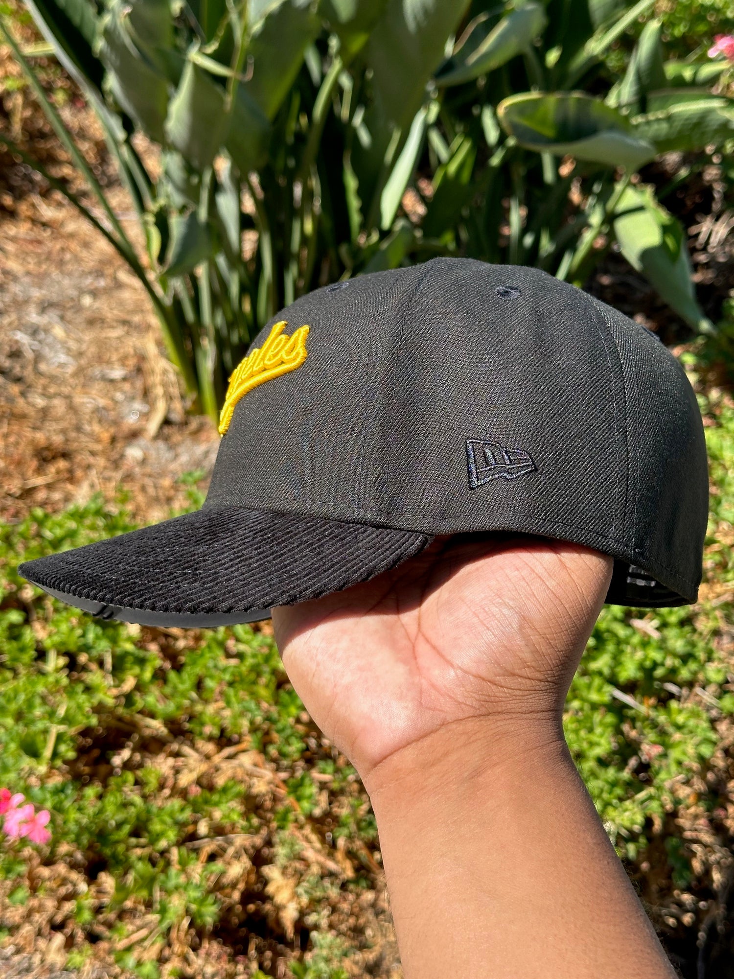 NEW ERA EXCLUSIVE 59FIFTY BLACK/CORDUROY LOS ANGELES DODGERS SCRIPT W/ 1ST WORLD SERIES SIDE PATCH