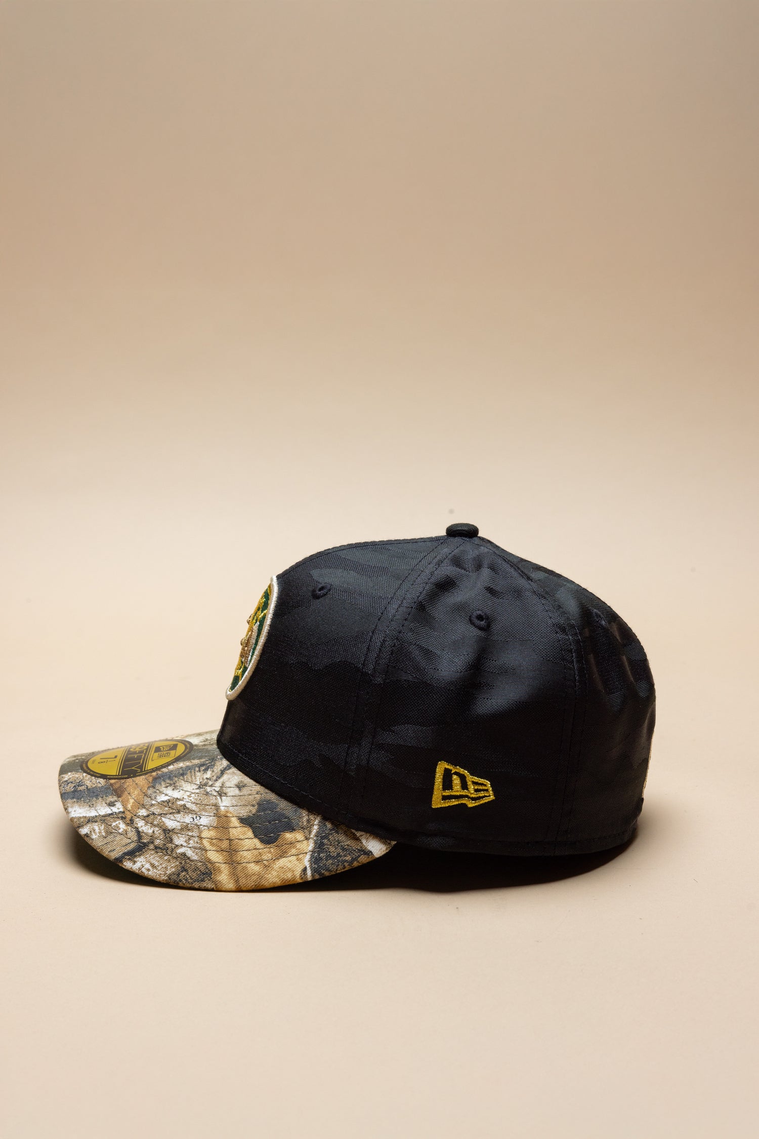 NEW ERA EXCLUSIVE 59FIFTY BLACK CAMO/REALTREE "CLUB AMERICA" W/ MEXICO FLAG SIDE PATCH