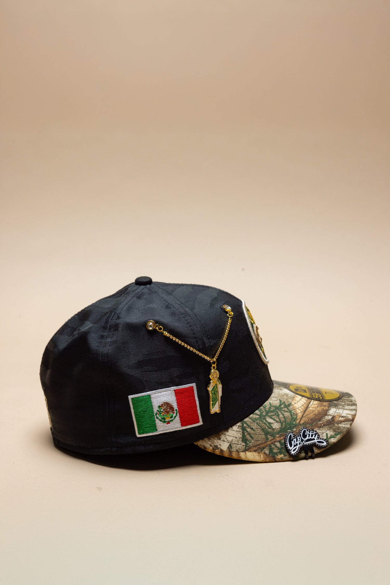 NEW ERA EXCLUSIVE 59FIFTY BLACK CAMO/REALTREE "CLUB AMERICA" W/ MEXICO FLAG SIDE PATCH