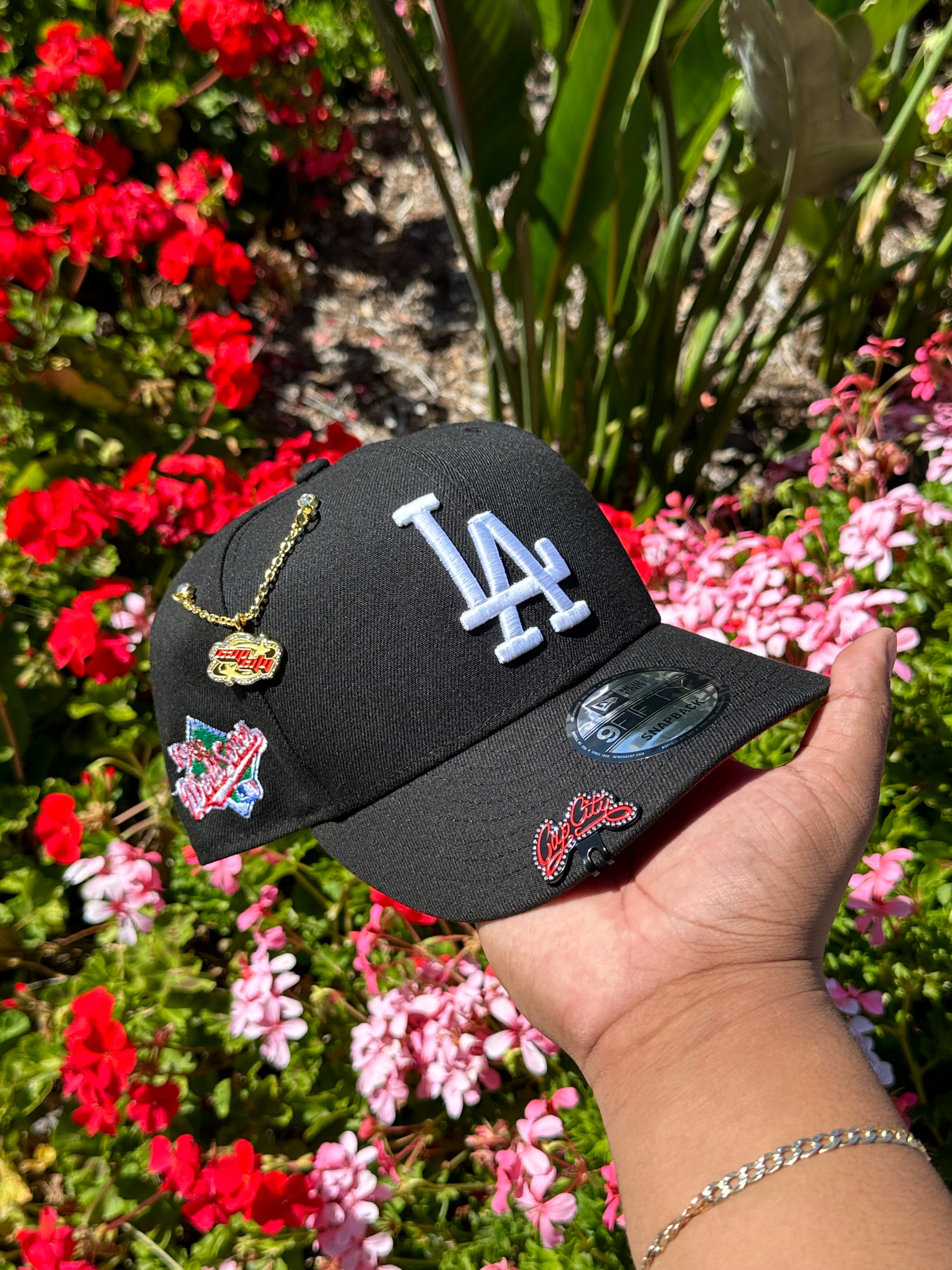NEW ERA EXCLUSIVE 9FIFTY BLACK LOS ANGELES DODGERS SNAPBACK W/ 1988 WORLD SERIES PATCH