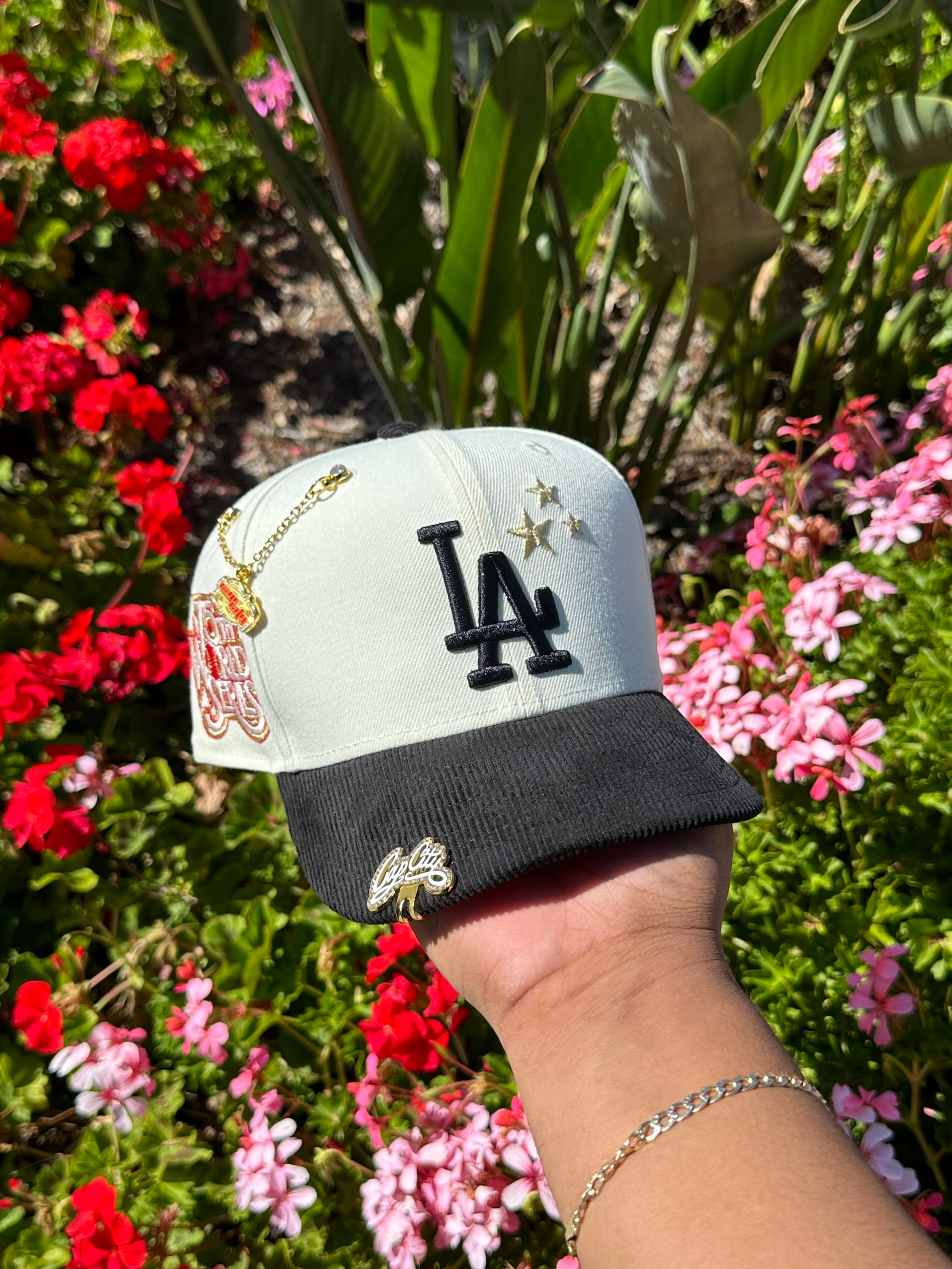 NEW ERA EXCLUSIVE 9FIFTY CHROME WHITE/CORDUROY LOS ANGELES DODGERS SNAPBACK W/ 75TH WORLD SERIES PATCH