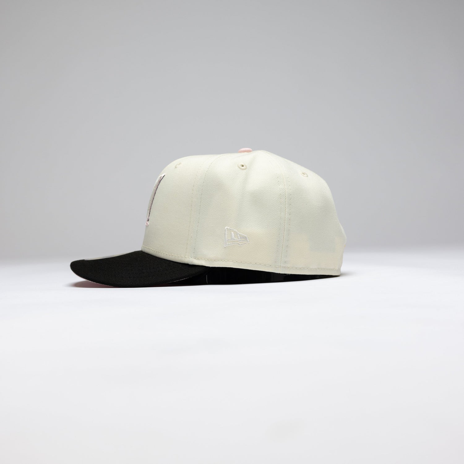 NEW ERA EXCLUSIVE 59FIFTY CHROME/BLACK MILWAUKEE BREWERS W/ ALL STAR GAME SIDE PATCH