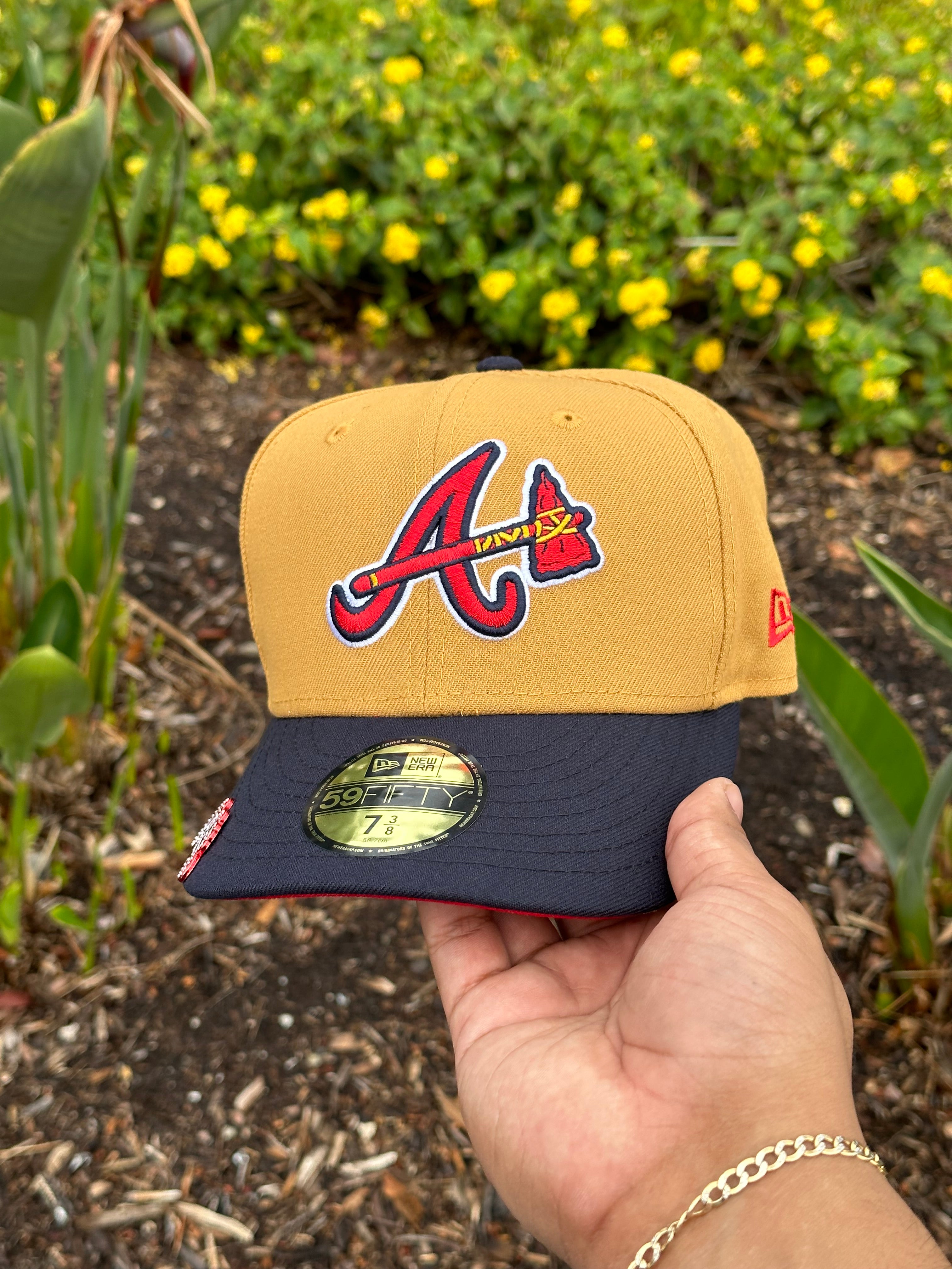 NEW ERA EXCLUSIVE 59FIFTY TAN/NAVY ATLANTA BRAVES W/ 2000 ALL STAR GAME PATCH