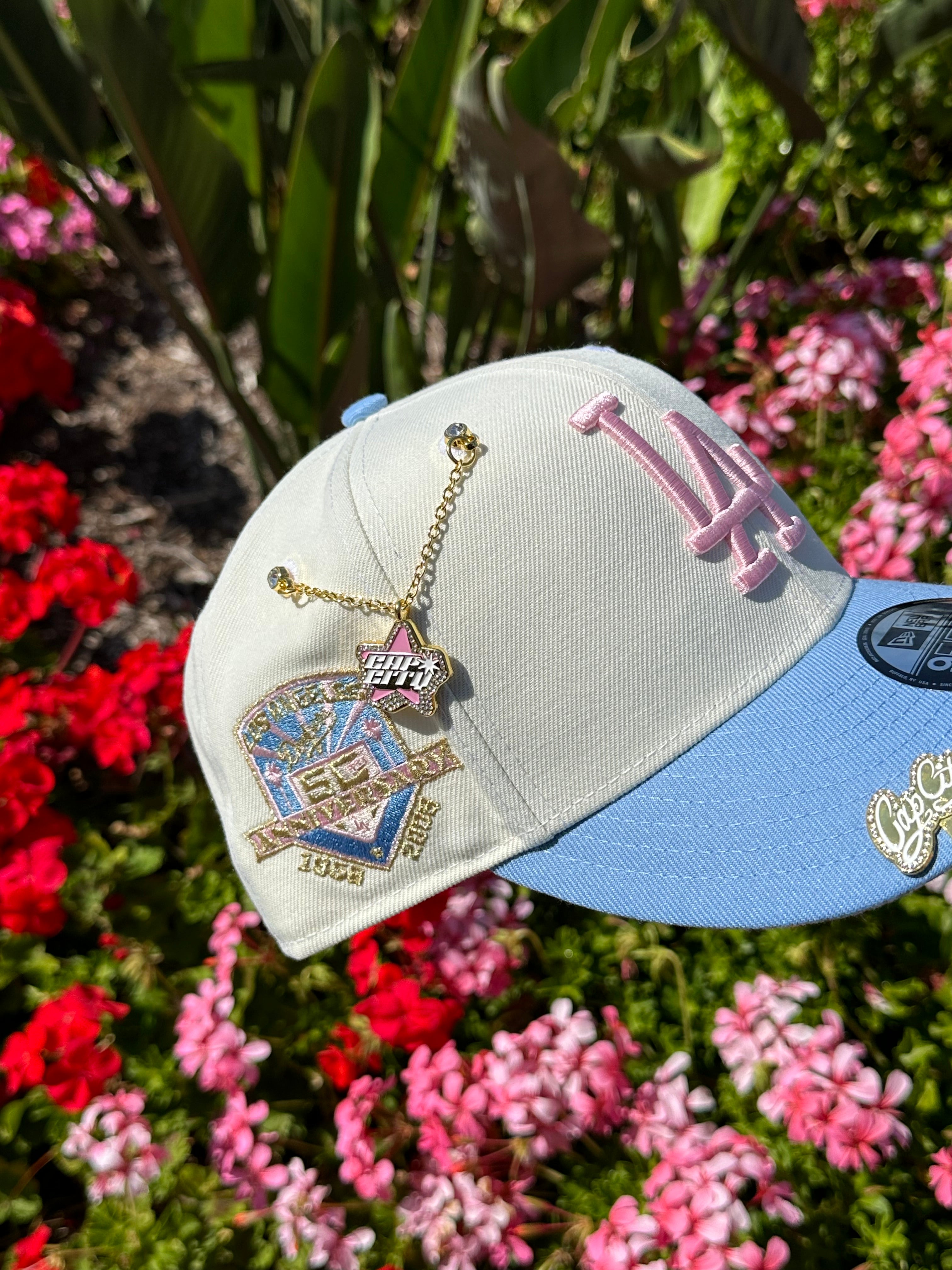 NEW ERA EXCLUSIVE 9FIFTY CHROME WHITE/ICY BLUE LOS ANGELES DODGERS SNAPBACK W/ 50TH ANNIVERSARY PATCH